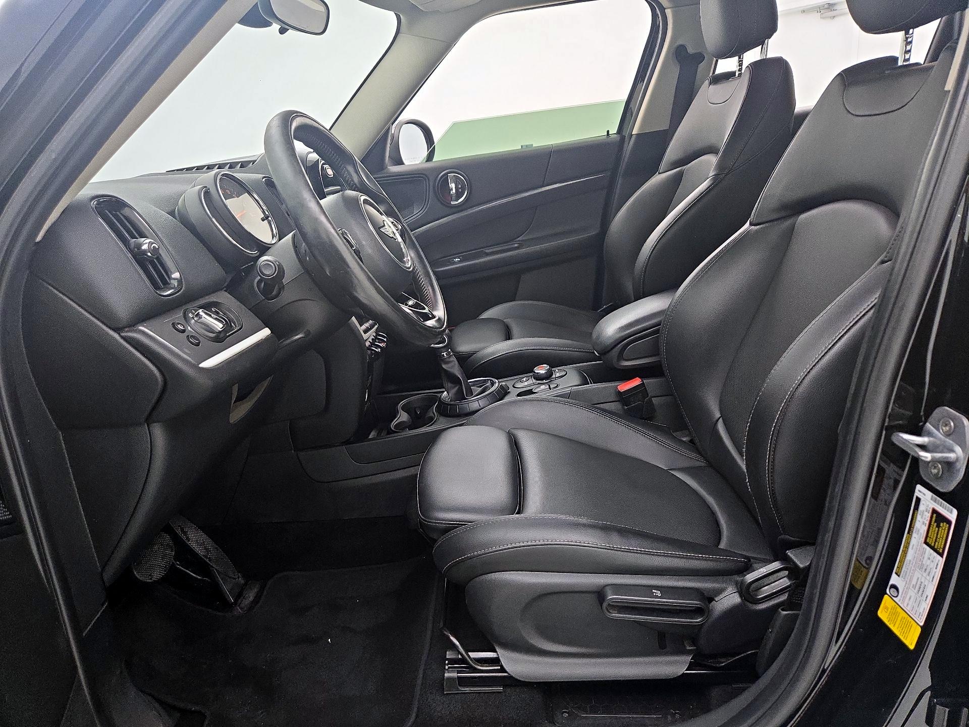 Thumbnail: 2017 MINI Cooper Countryman - 11