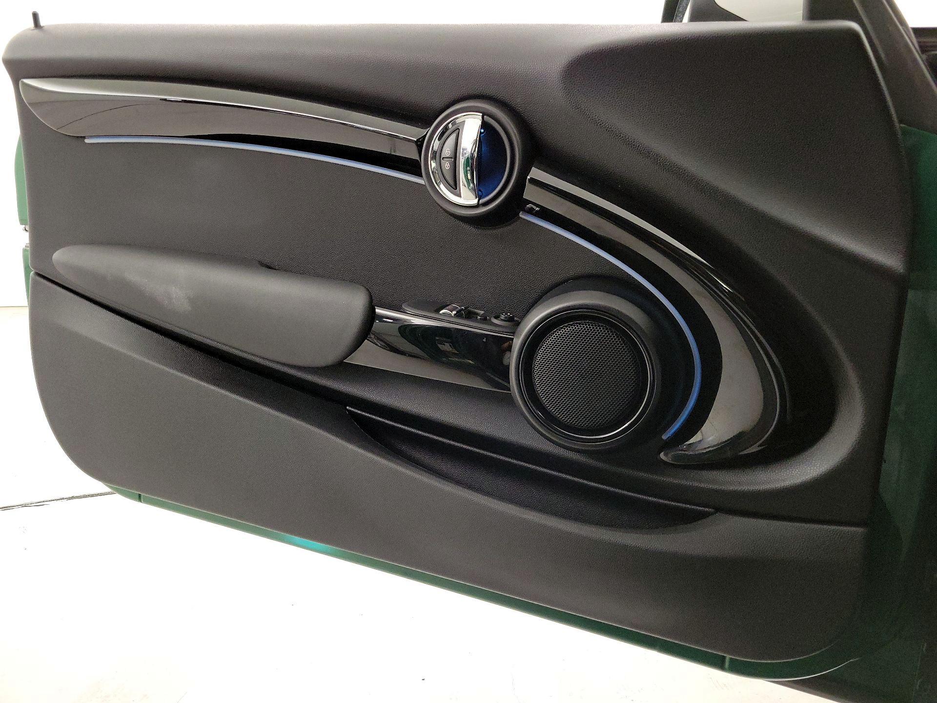 Thumbnail: 2022 MINI Cooper Hardtop - 12