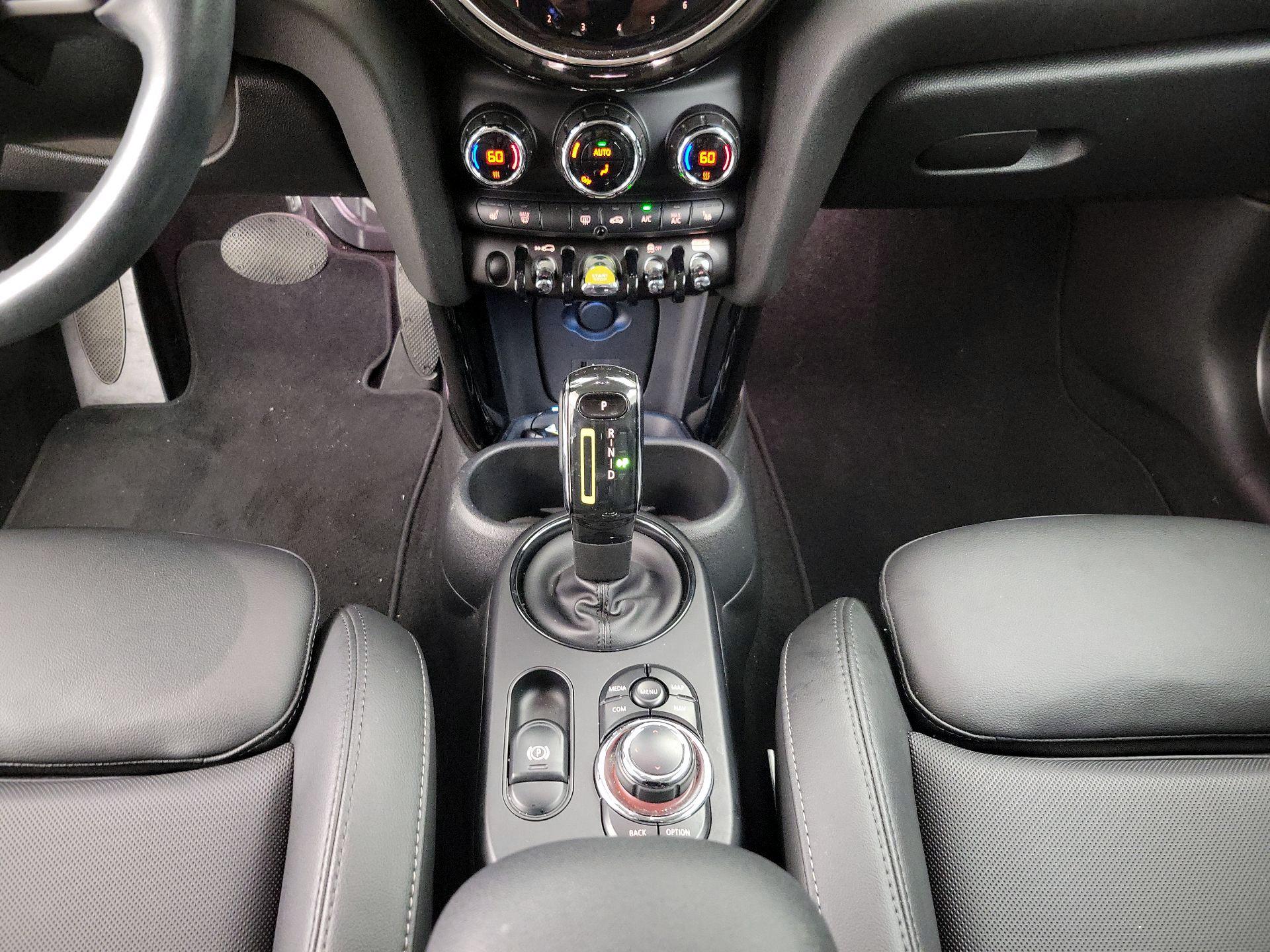 Thumbnail: 2022 MINI Cooper Hardtop - 18