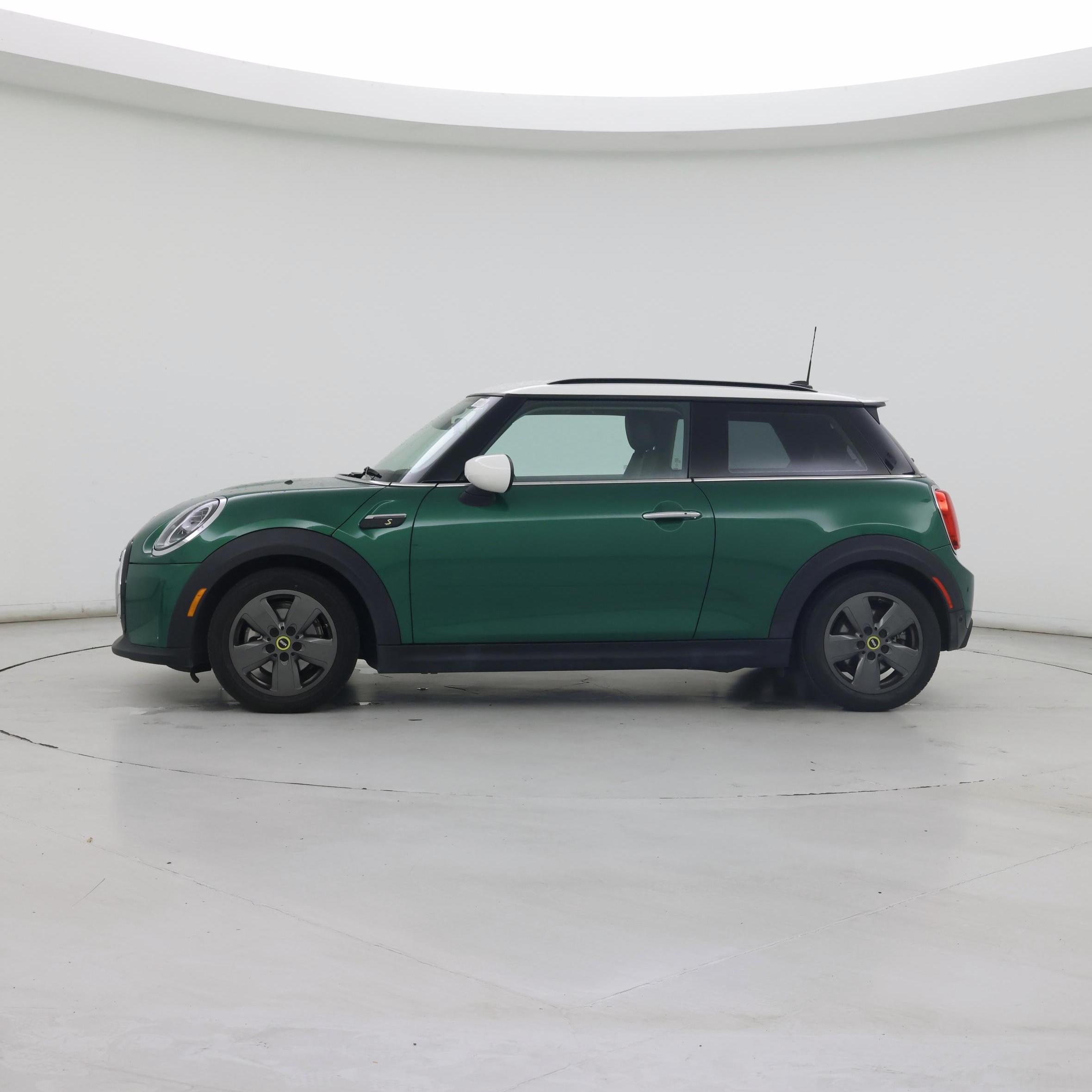 Thumbnail: 2022 MINI Cooper Hardtop - 3