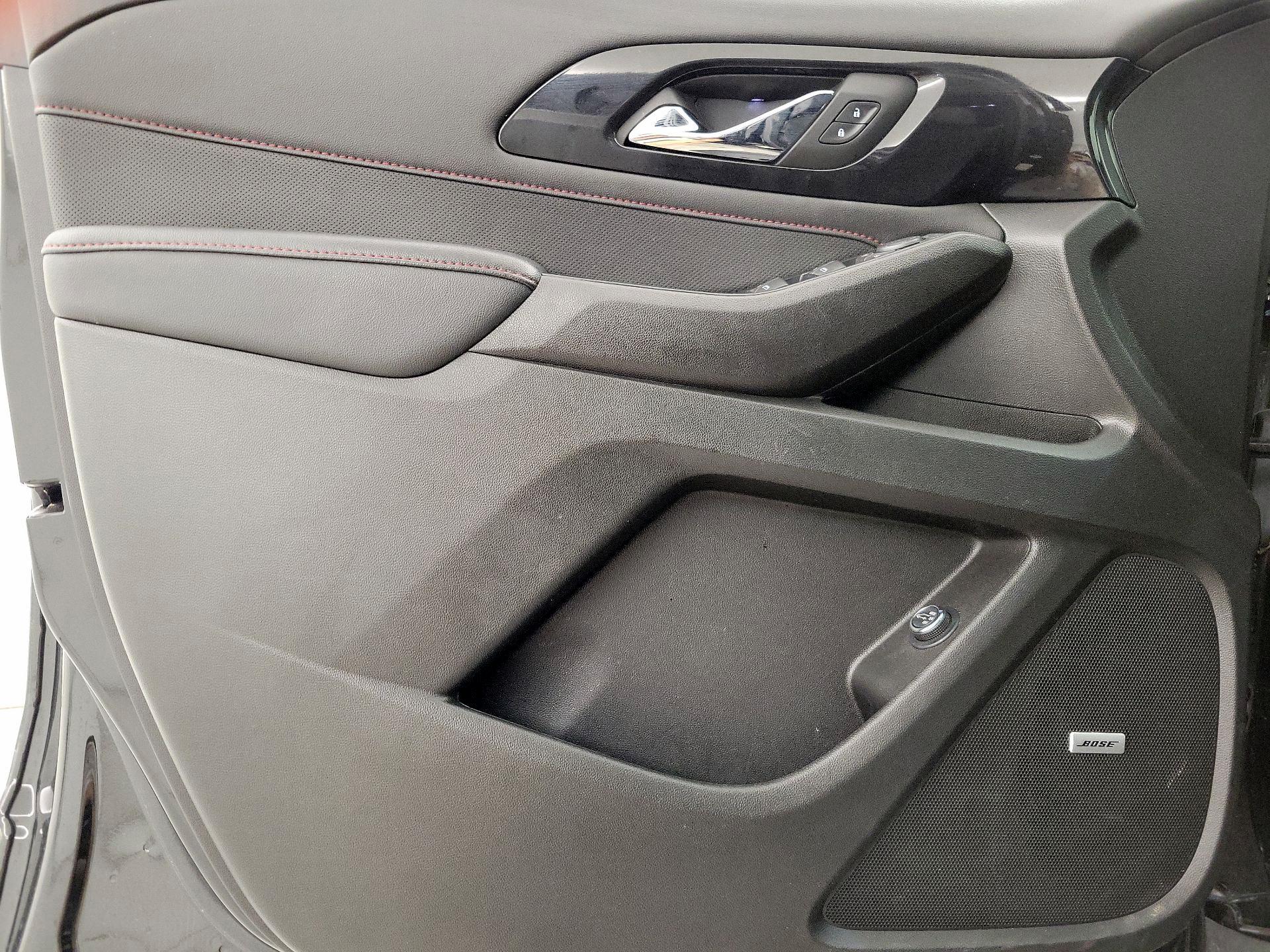 Thumbnail: 2023 Chevrolet Traverse - 12