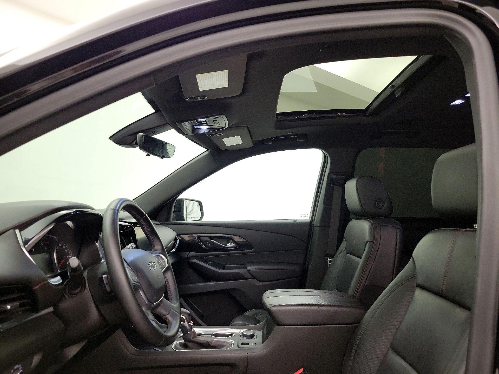 Thumbnail: 2023 Chevrolet Traverse - 19