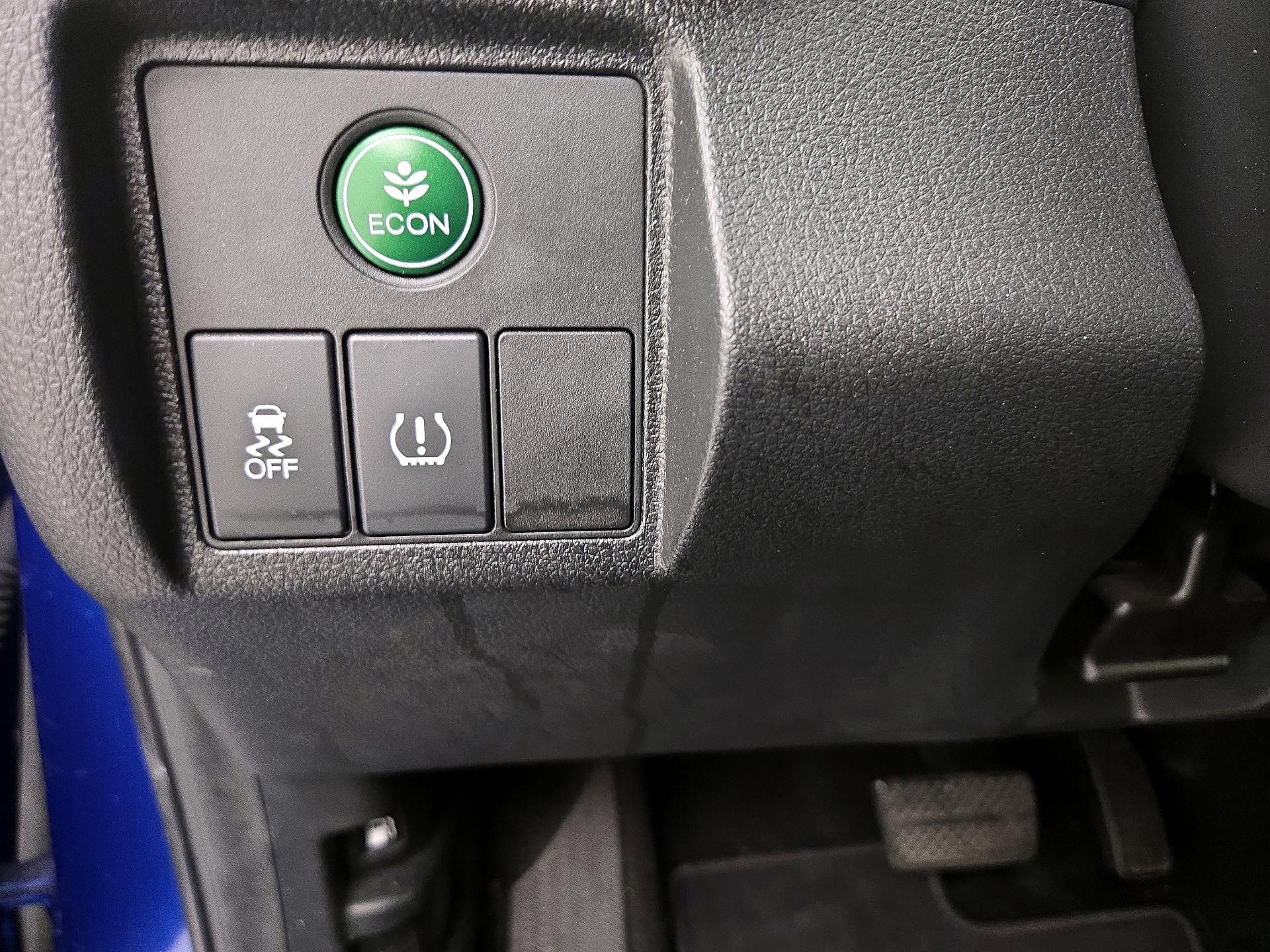 Thumbnail: 2018 Honda HR-V - 13