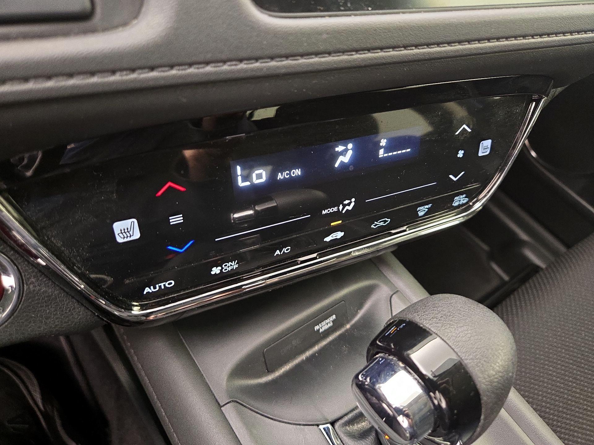 Thumbnail: 2018 Honda HR-V - 16