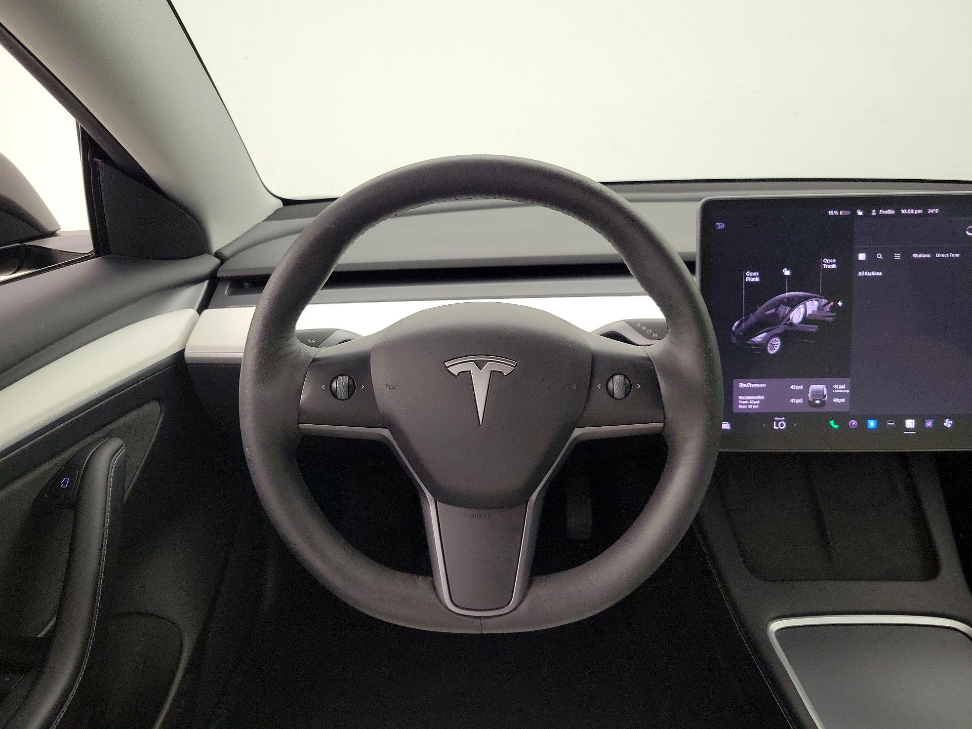 Thumbnail: 2021 Tesla Model 3 - 10