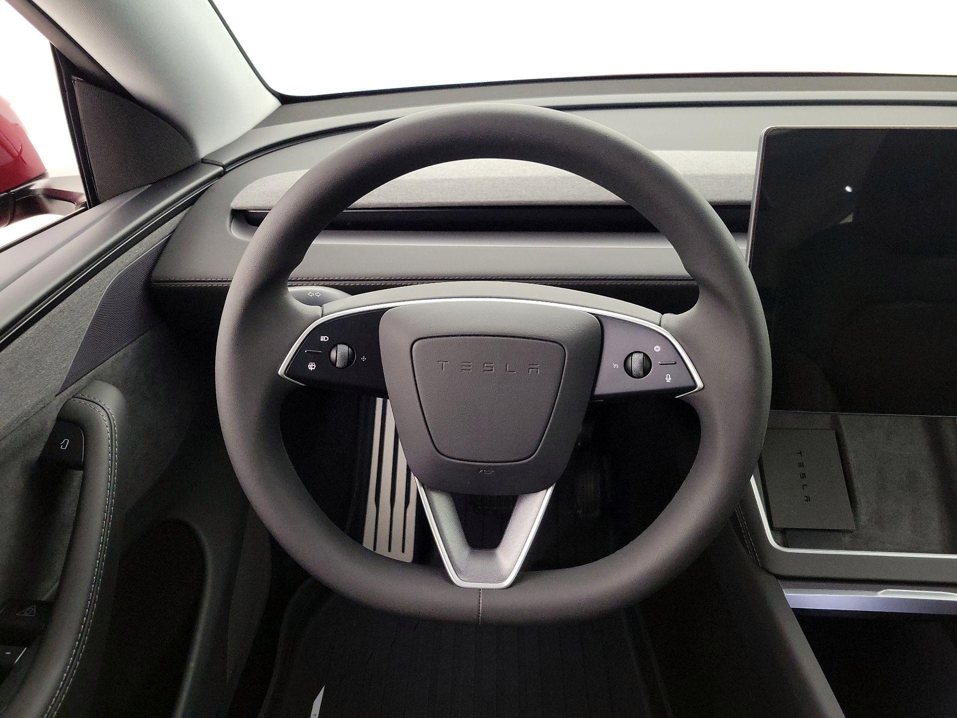 Thumbnail: 2026 Tesla Model Y - 10