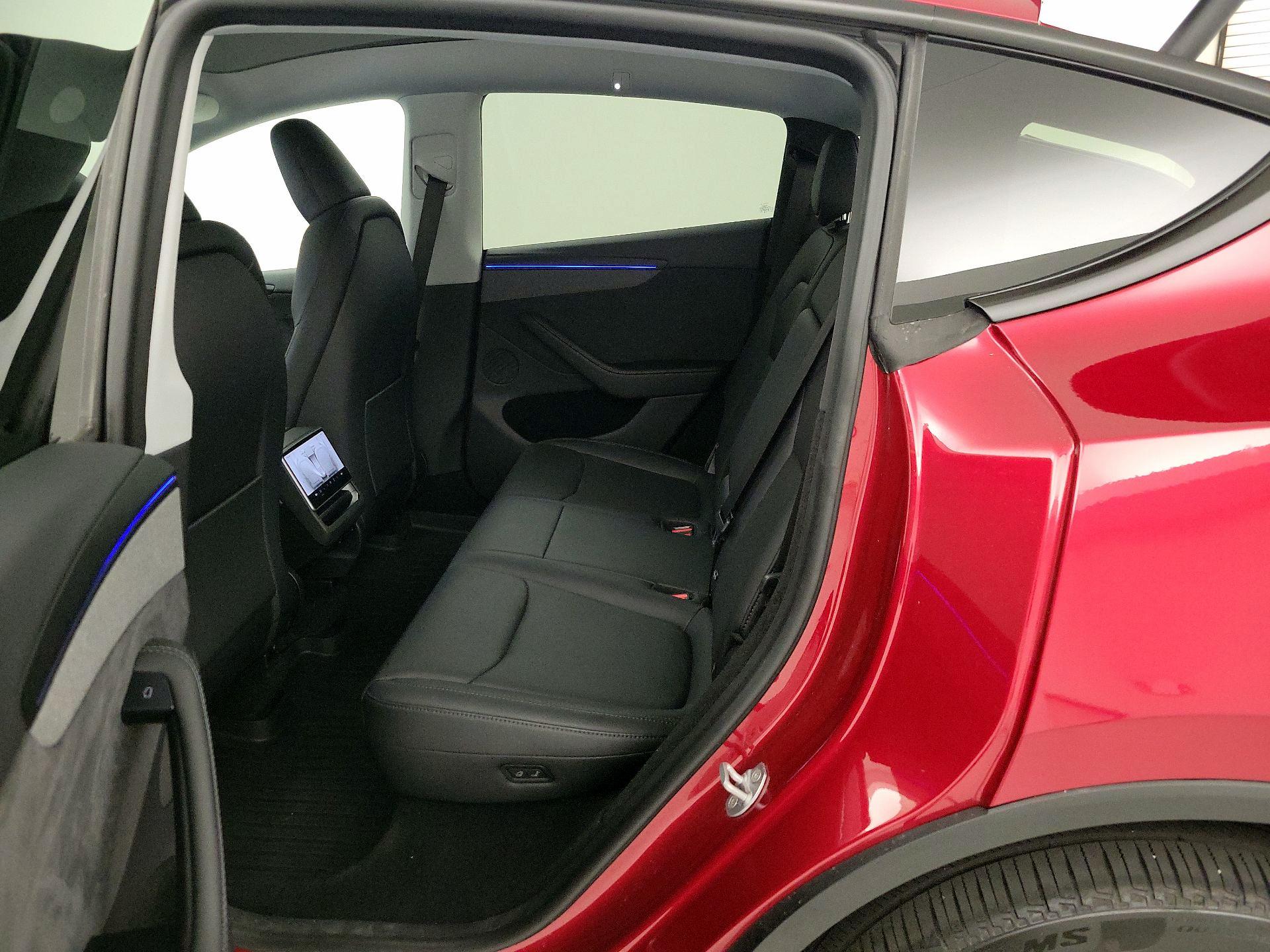 Thumbnail: 2026 Tesla Model Y - 18