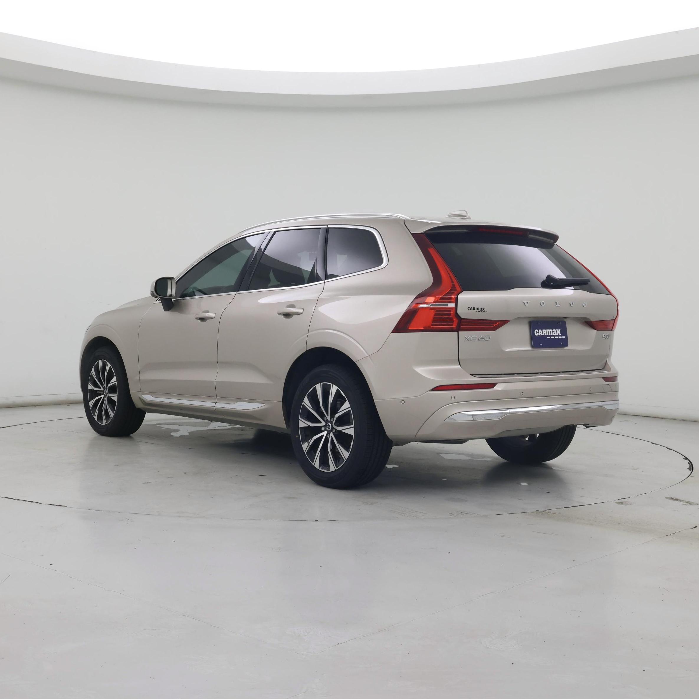 Thumbnail: 2023 Volvo XC60 - 2