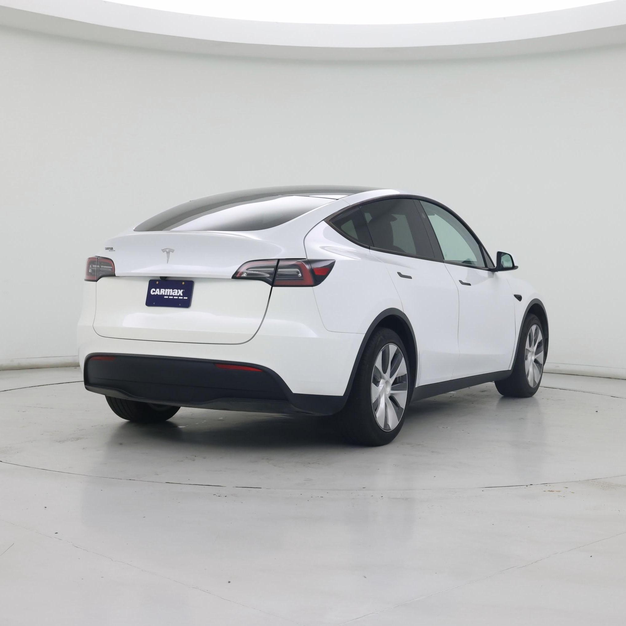 Thumbnail: 2023 Tesla Model Y - 8