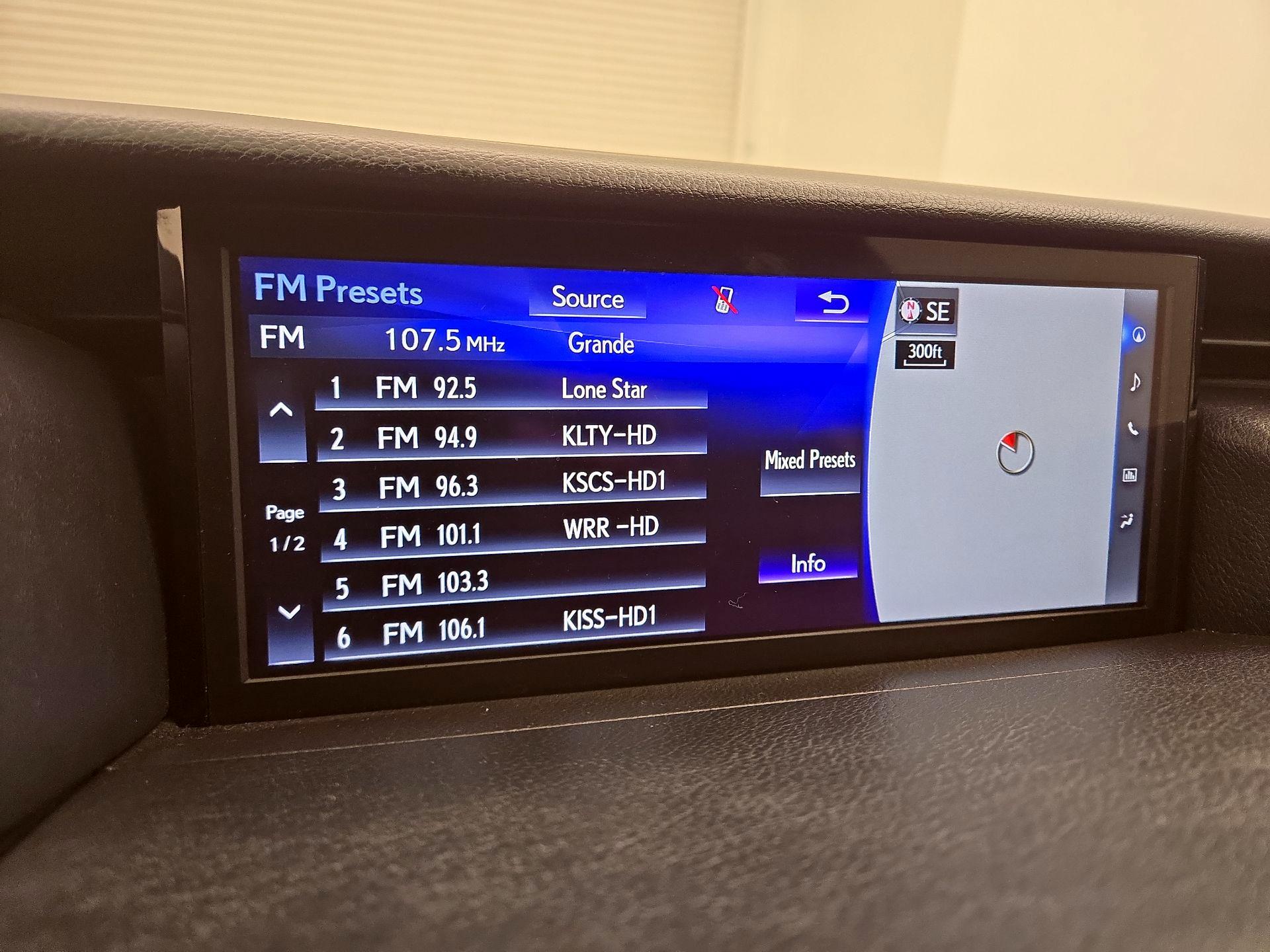 Thumbnail: 2017 Lexus IS - 14