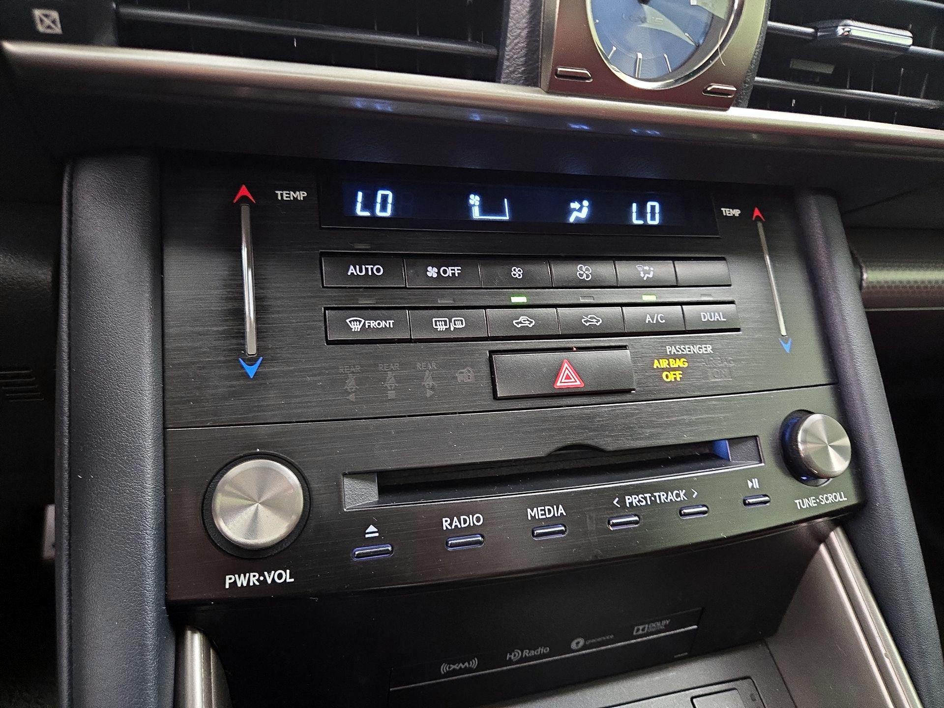 Thumbnail: 2017 Lexus IS - 15