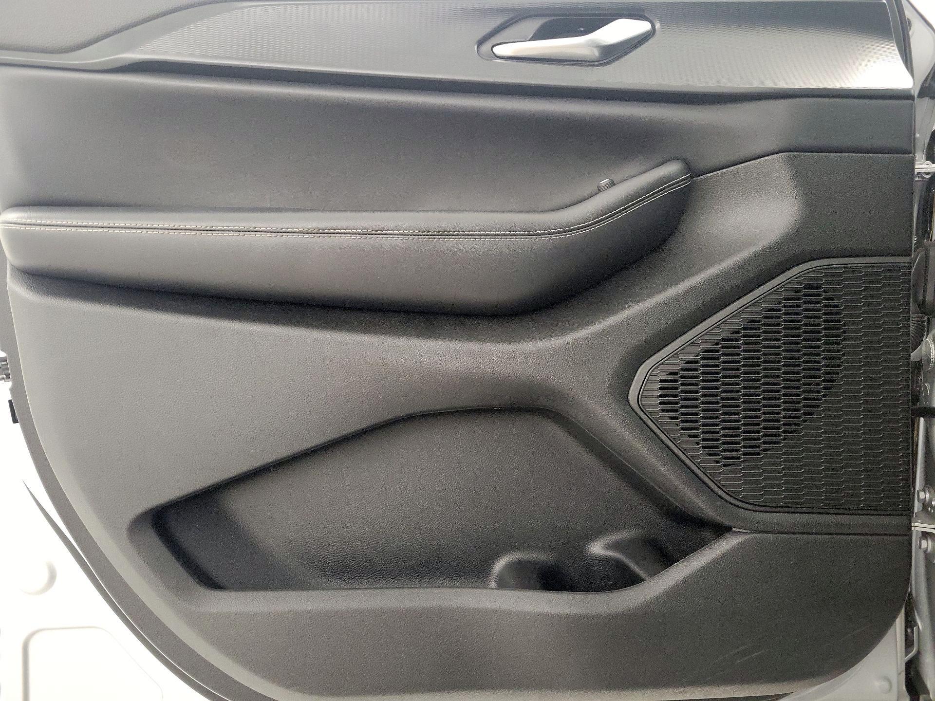 Thumbnail: 2023 Jeep Grand Cherokee - 12