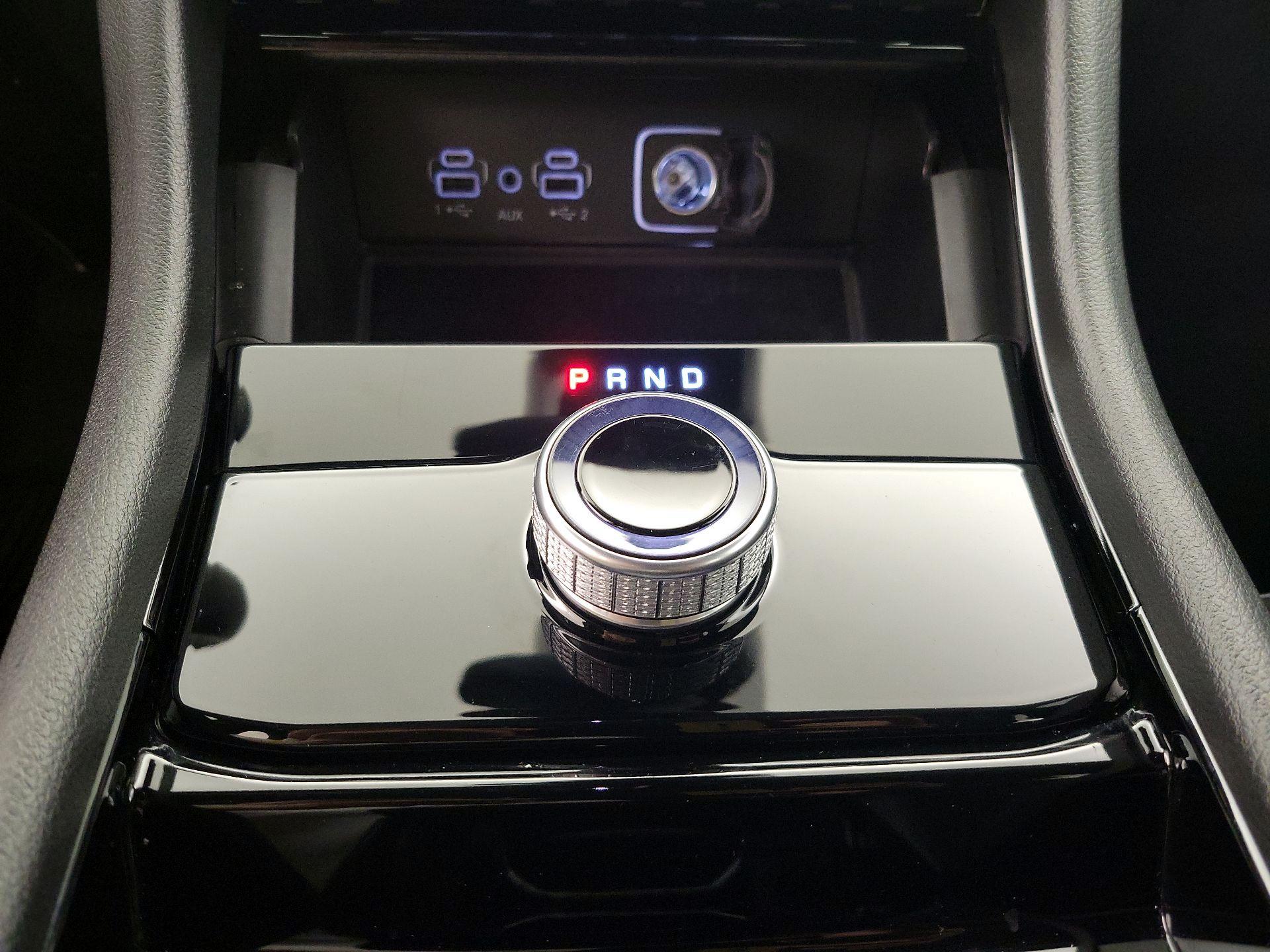 Thumbnail: 2023 Jeep Grand Cherokee - 17