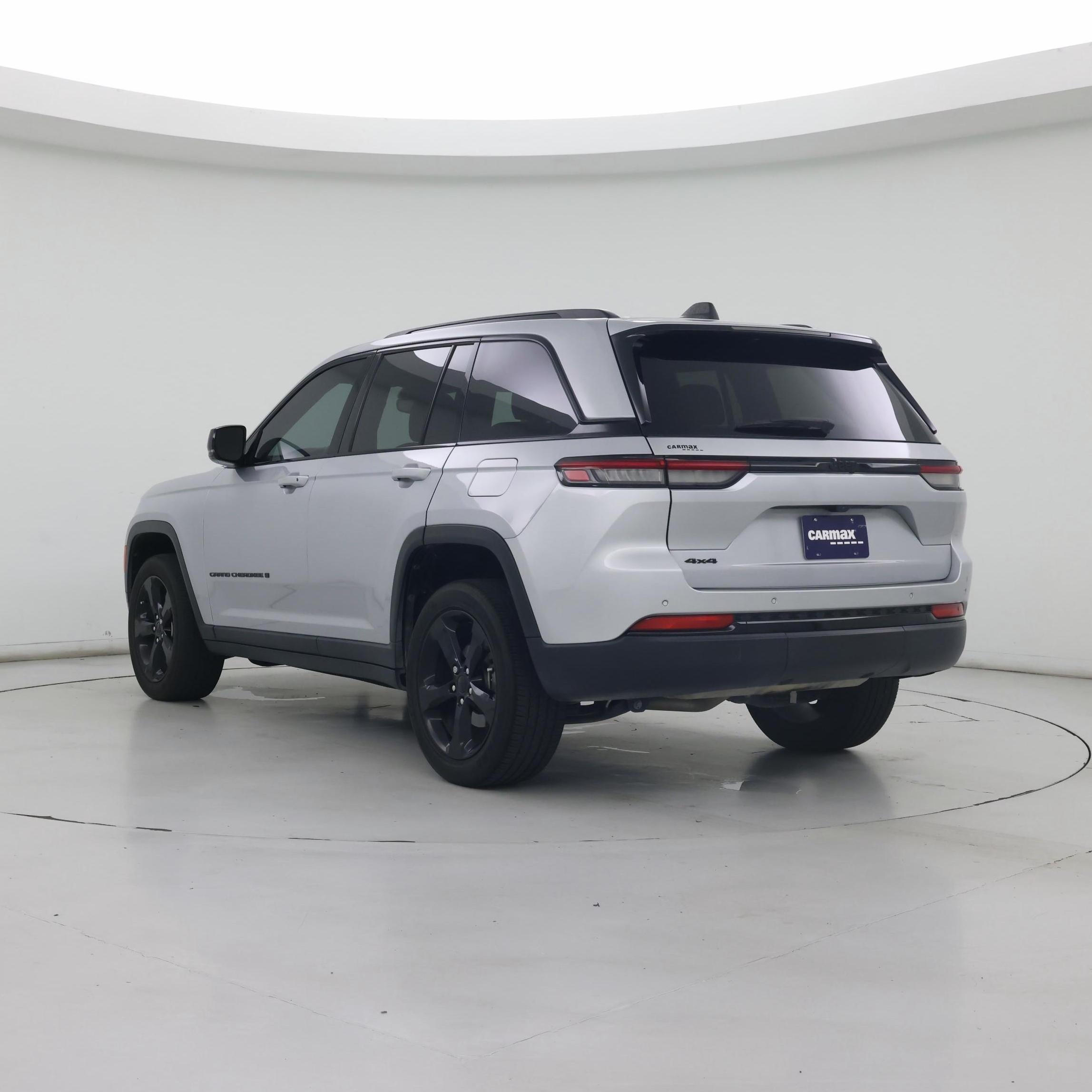 Thumbnail: 2023 Jeep Grand Cherokee - 2