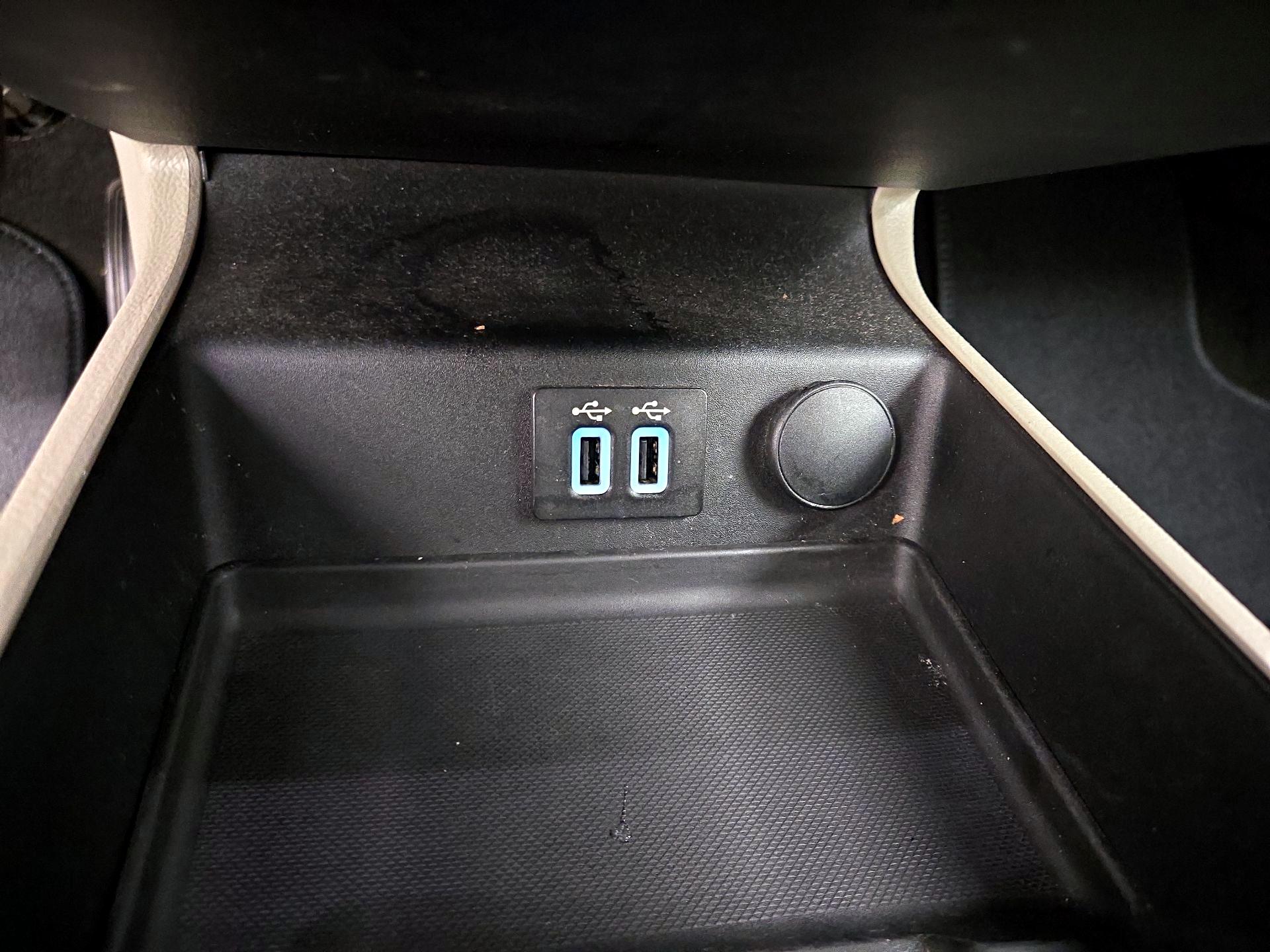 Thumbnail: 2019 Ford Fusion - 18