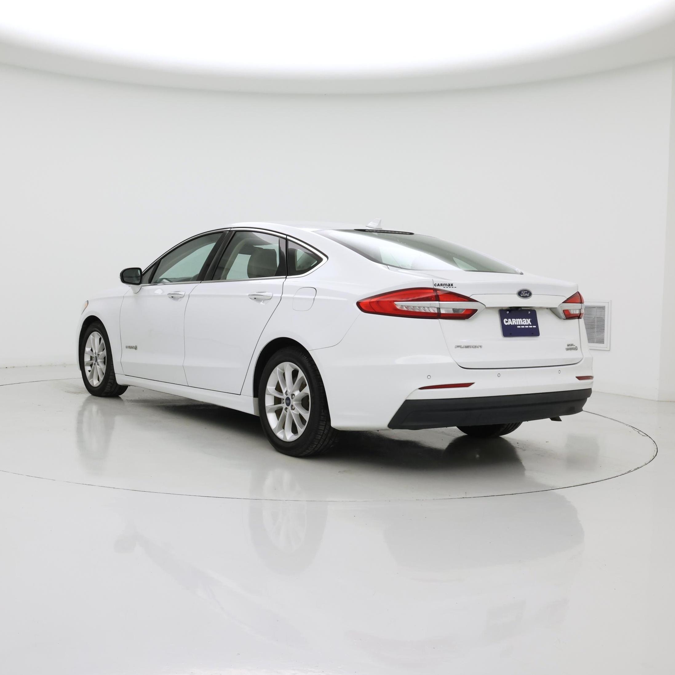 Thumbnail: 2019 Ford Fusion - 2