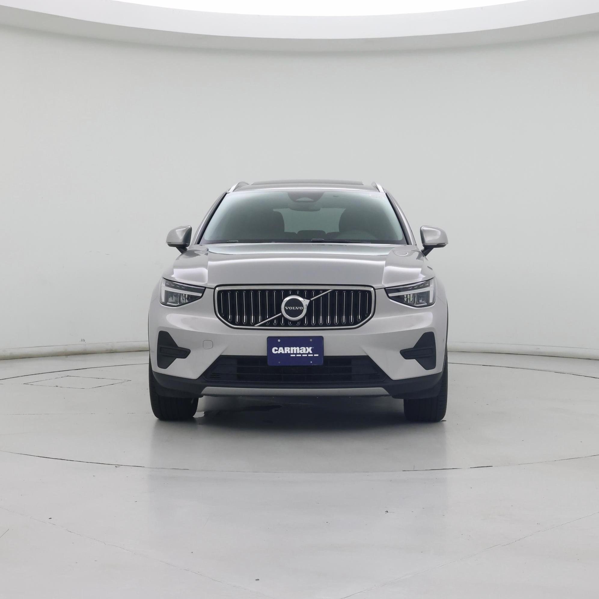 Thumbnail: 2025 Volvo XC40 - 5