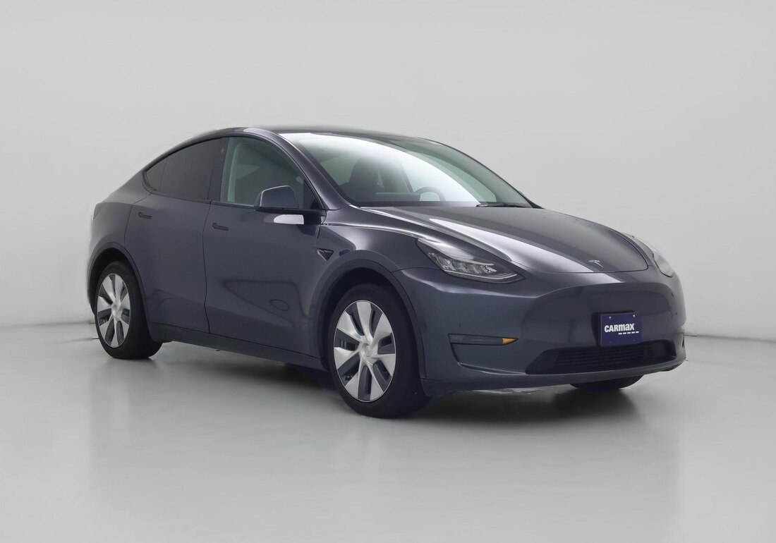 2023 Tesla Model Y Long Range All-Wheel Drive in Gray — CarMax photo