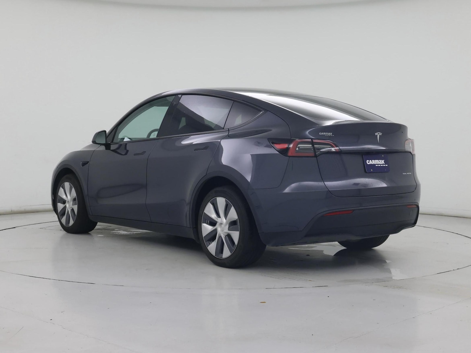 2023 Tesla Model Y Long Range - Photo 3