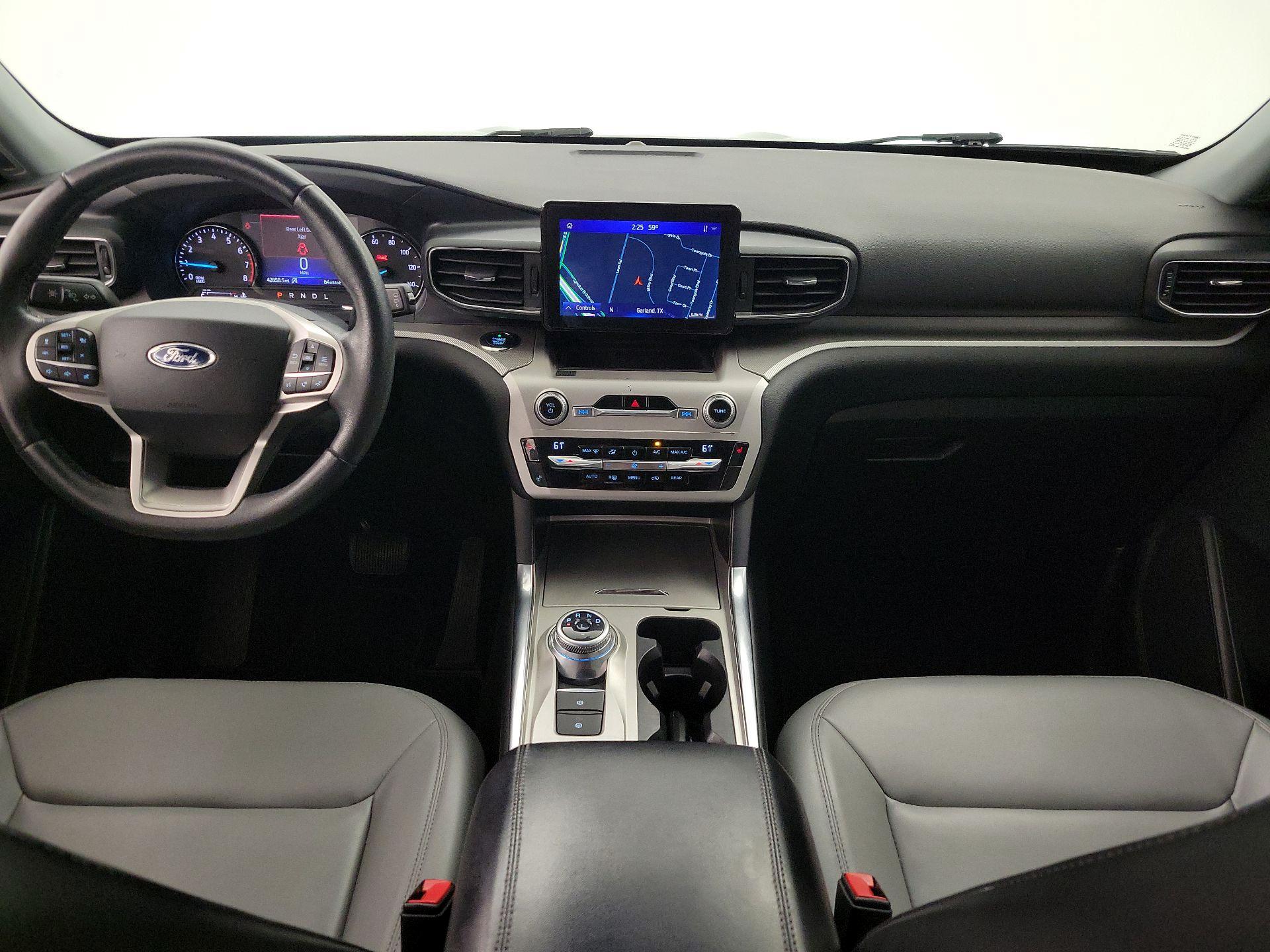 Thumbnail: 2021 Ford Explorer - 9