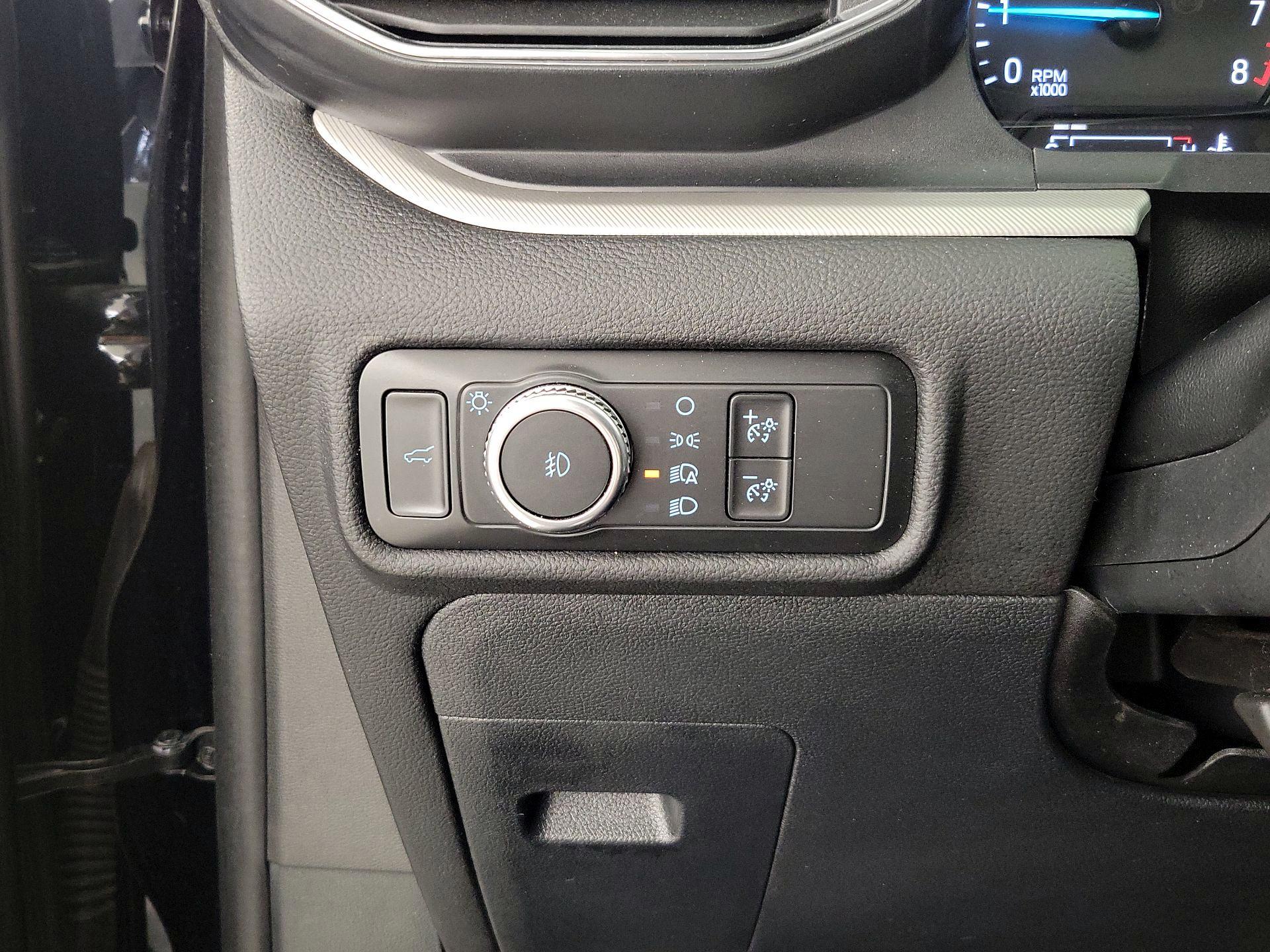 Thumbnail: 2021 Ford Explorer - 13