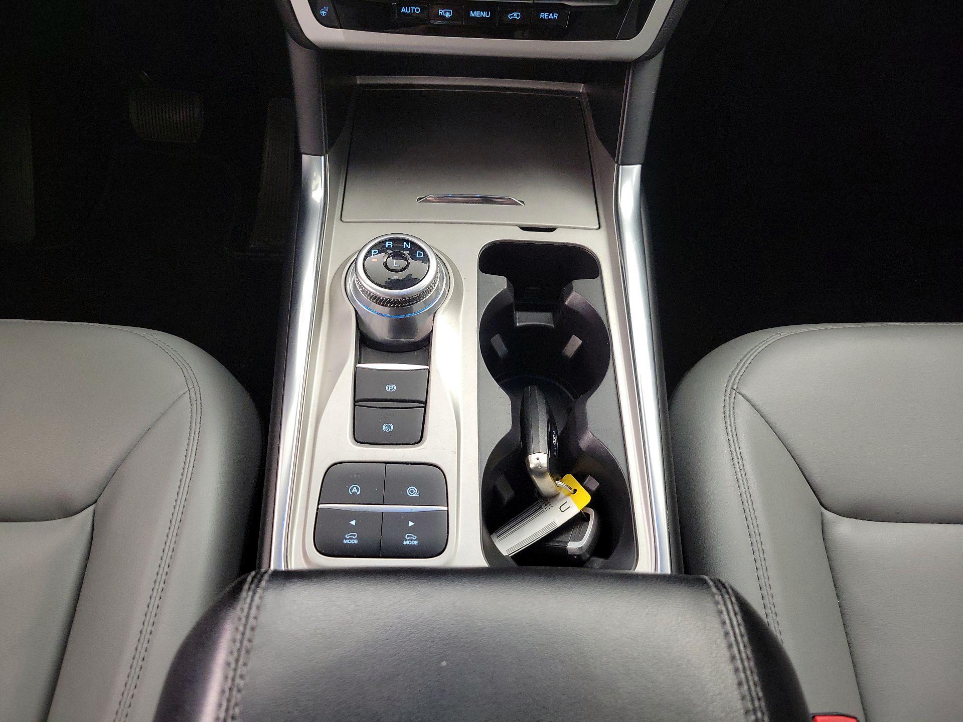 Thumbnail: 2021 Ford Explorer - 18