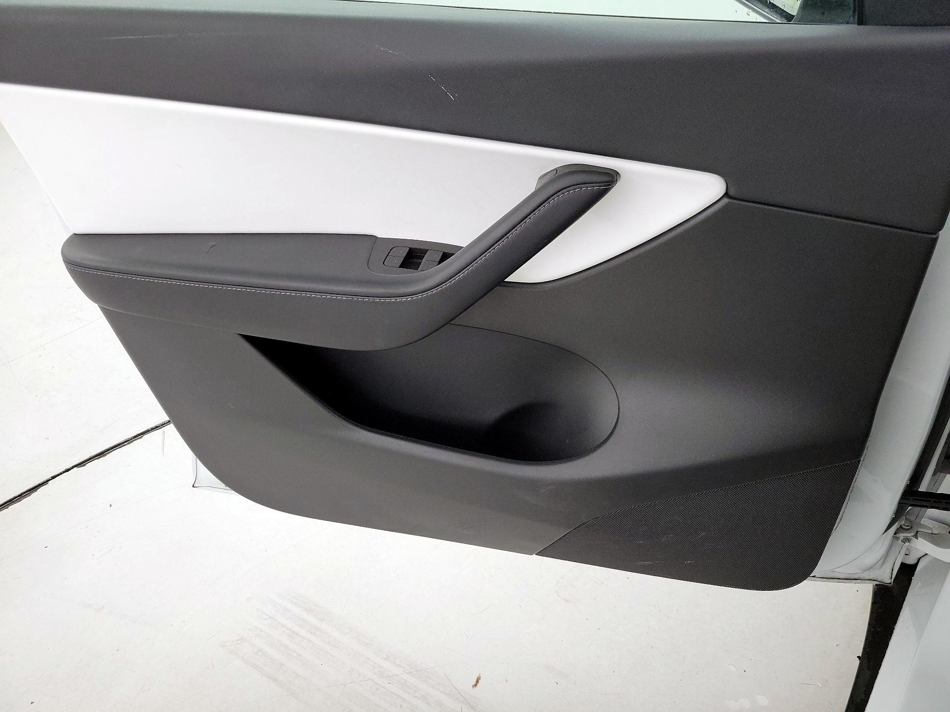 Thumbnail: 2021 Tesla Model Y - 12