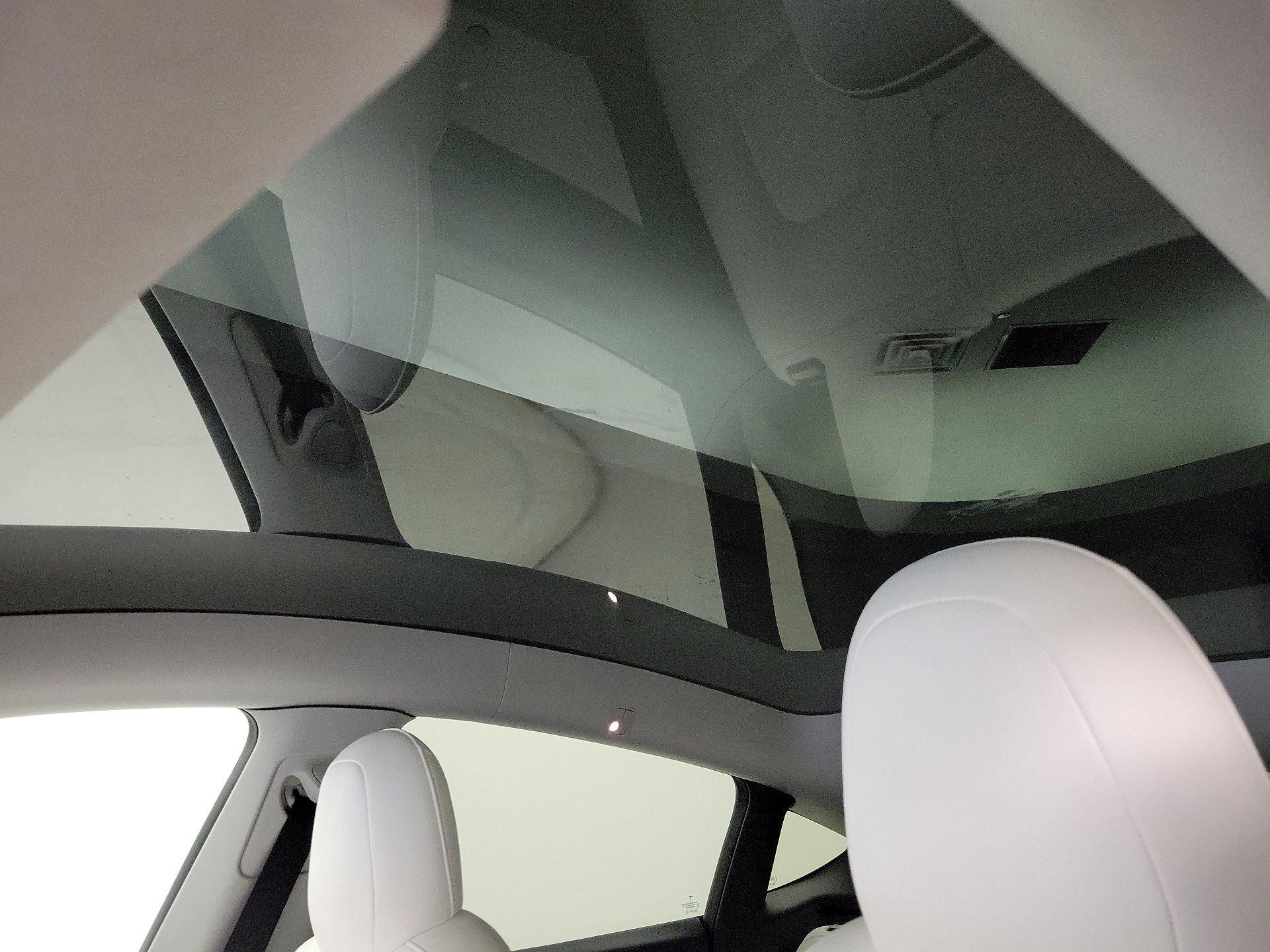 Thumbnail: 2021 Tesla Model Y - 19