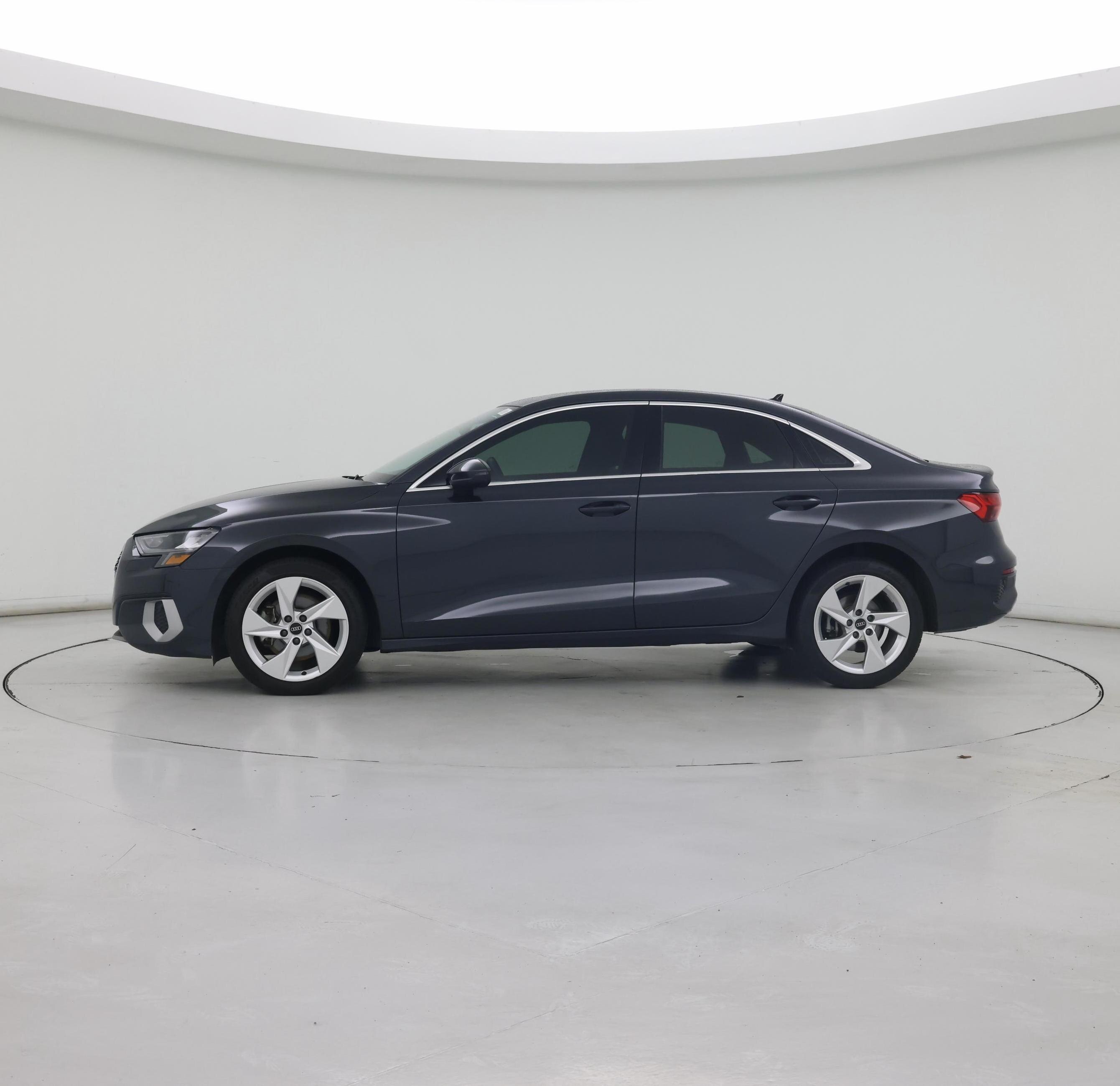 Thumbnail: 2022 Audi A3 - 3