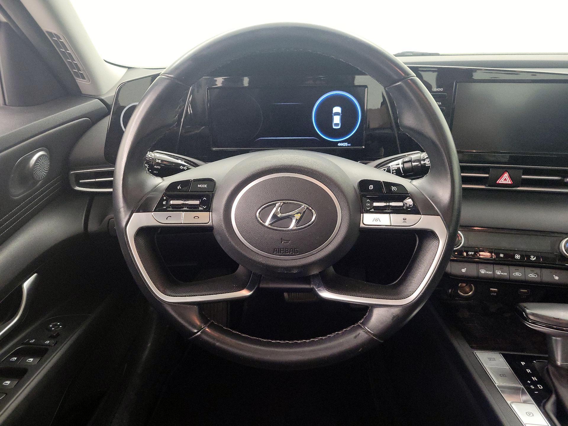 Thumbnail: 2022 Hyundai Elantra - 10