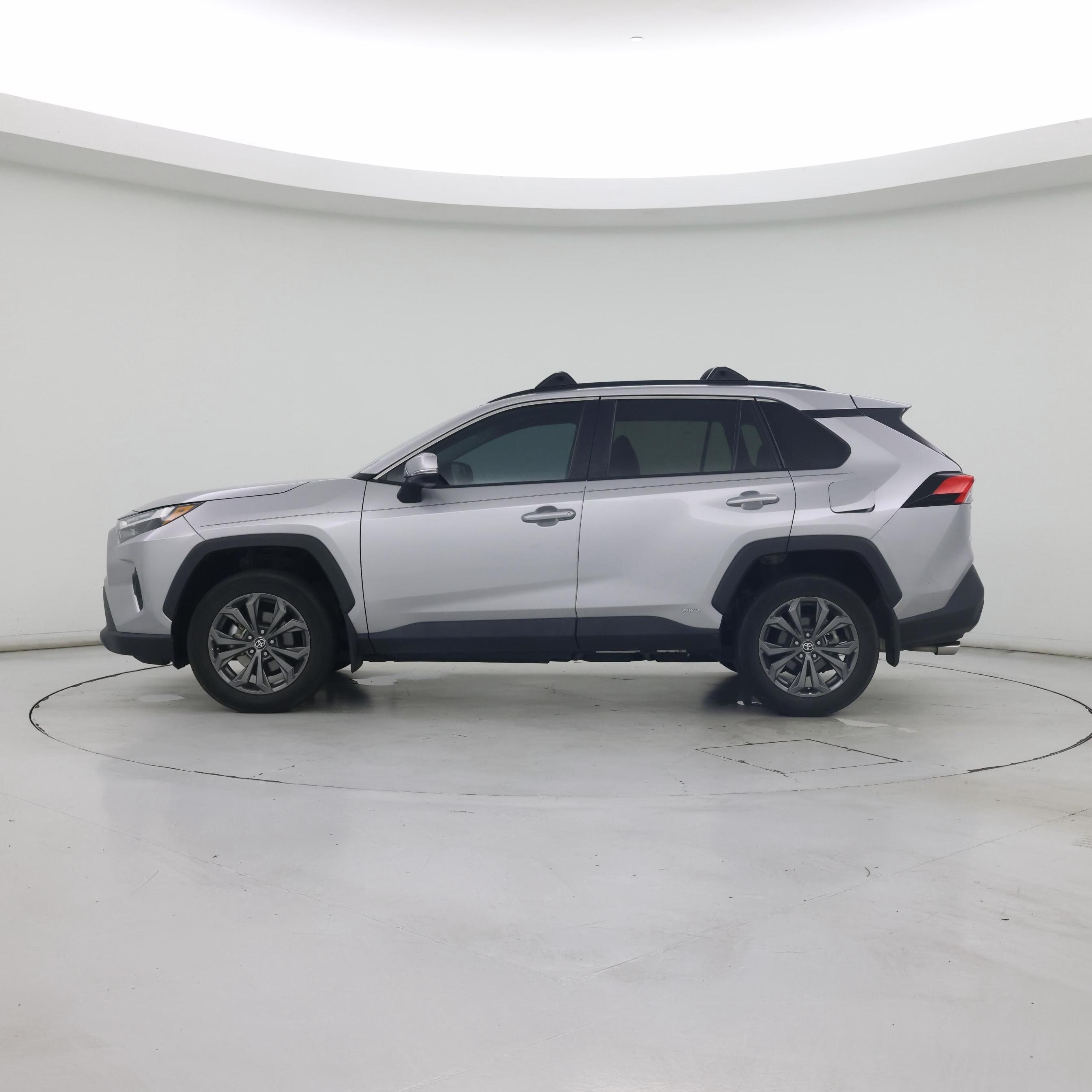 Thumbnail: 2023 Toyota RAV4 - 3