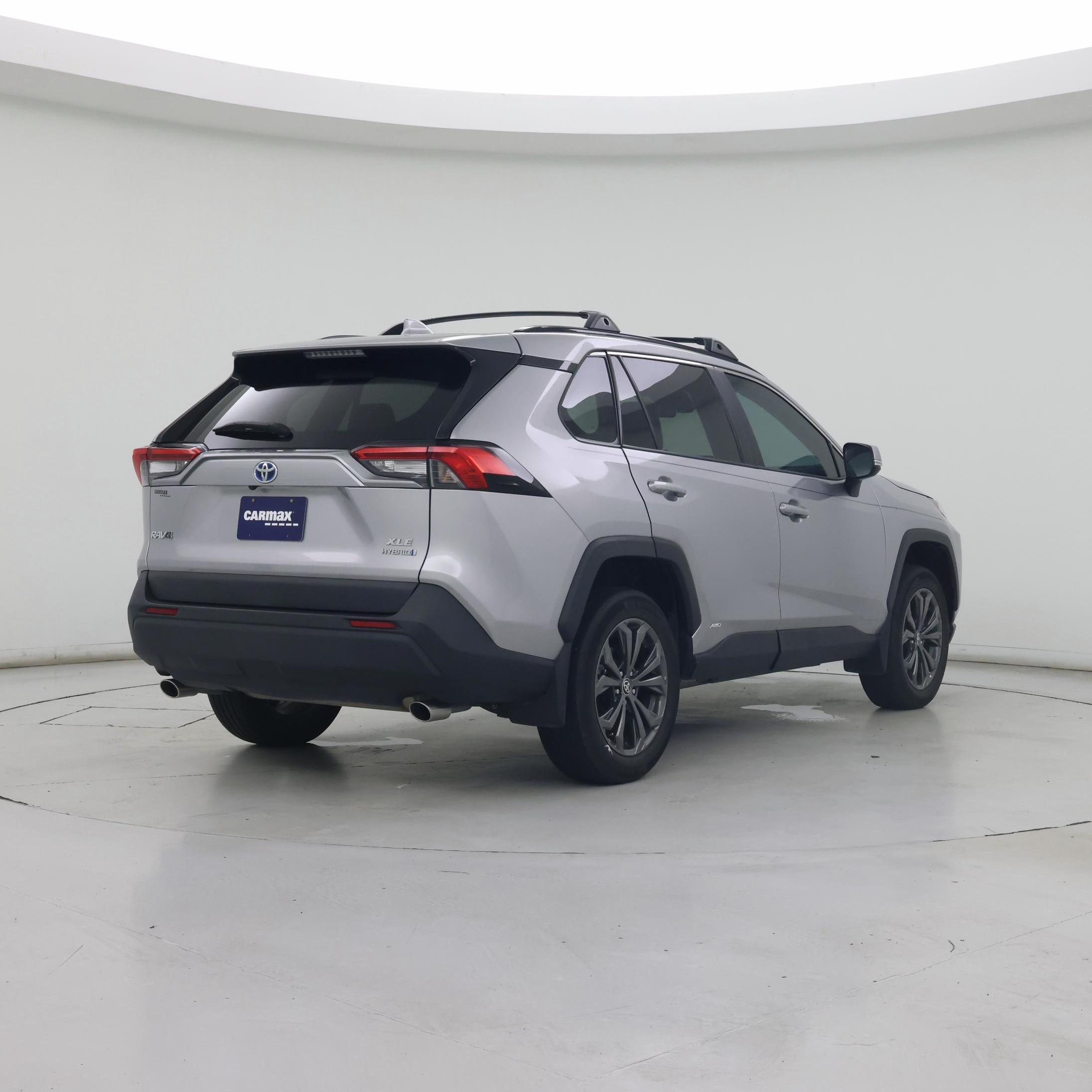 Thumbnail: 2023 Toyota RAV4 - 8