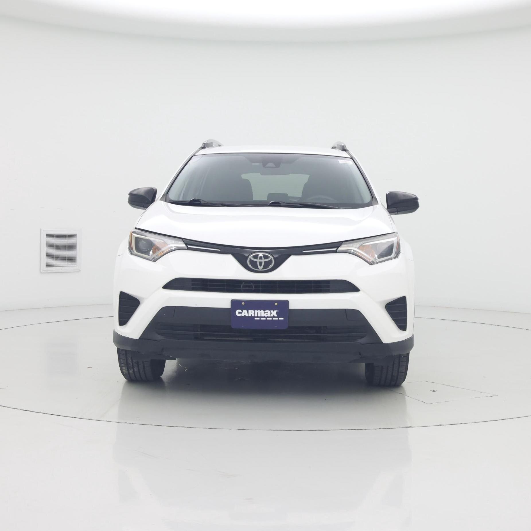 Thumbnail: 2017 Toyota RAV4 - 5