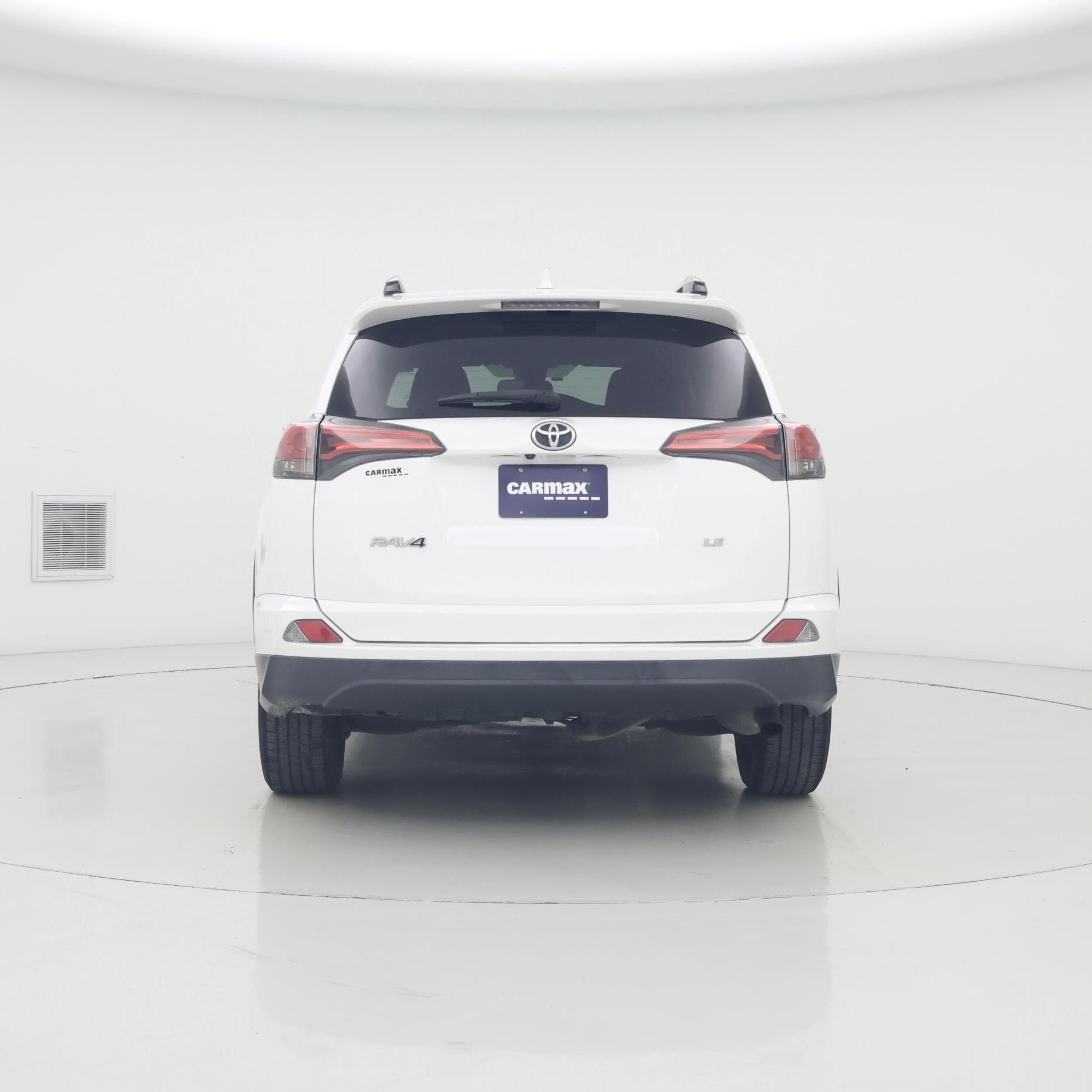 Thumbnail: 2017 Toyota RAV4 - 6