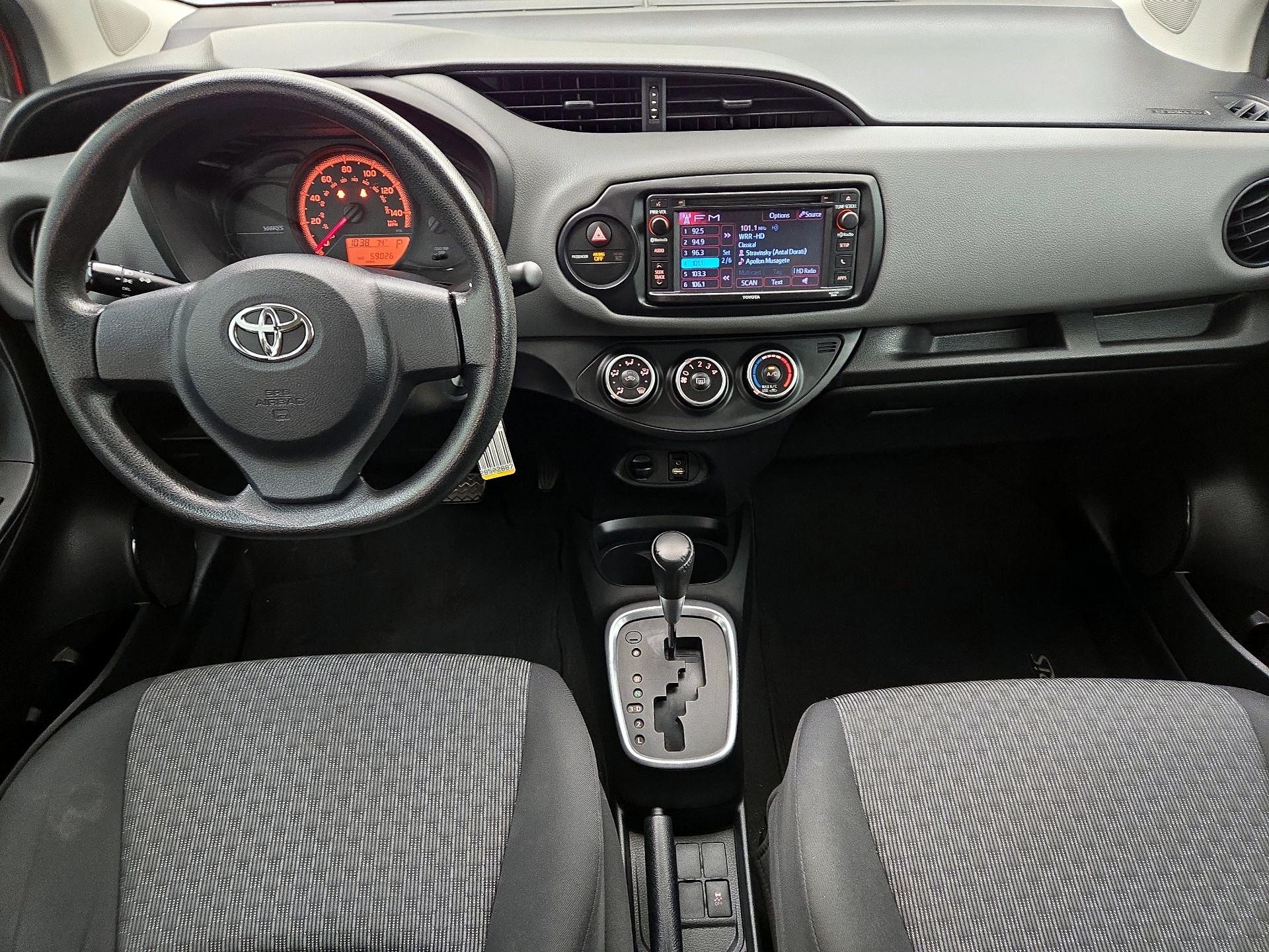 Thumbnail: 2015 Toyota Yaris - 9