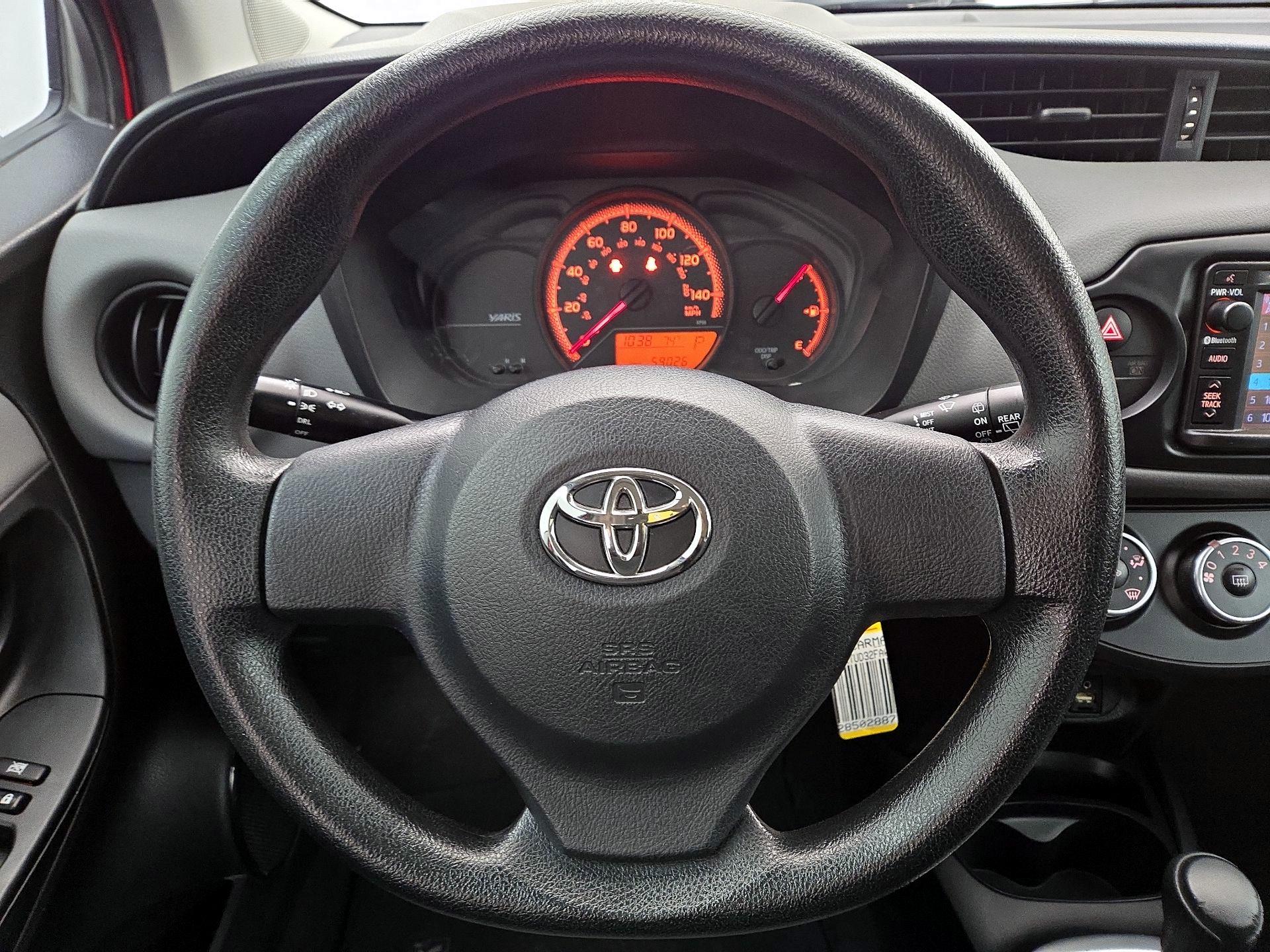 Thumbnail: 2015 Toyota Yaris - 10