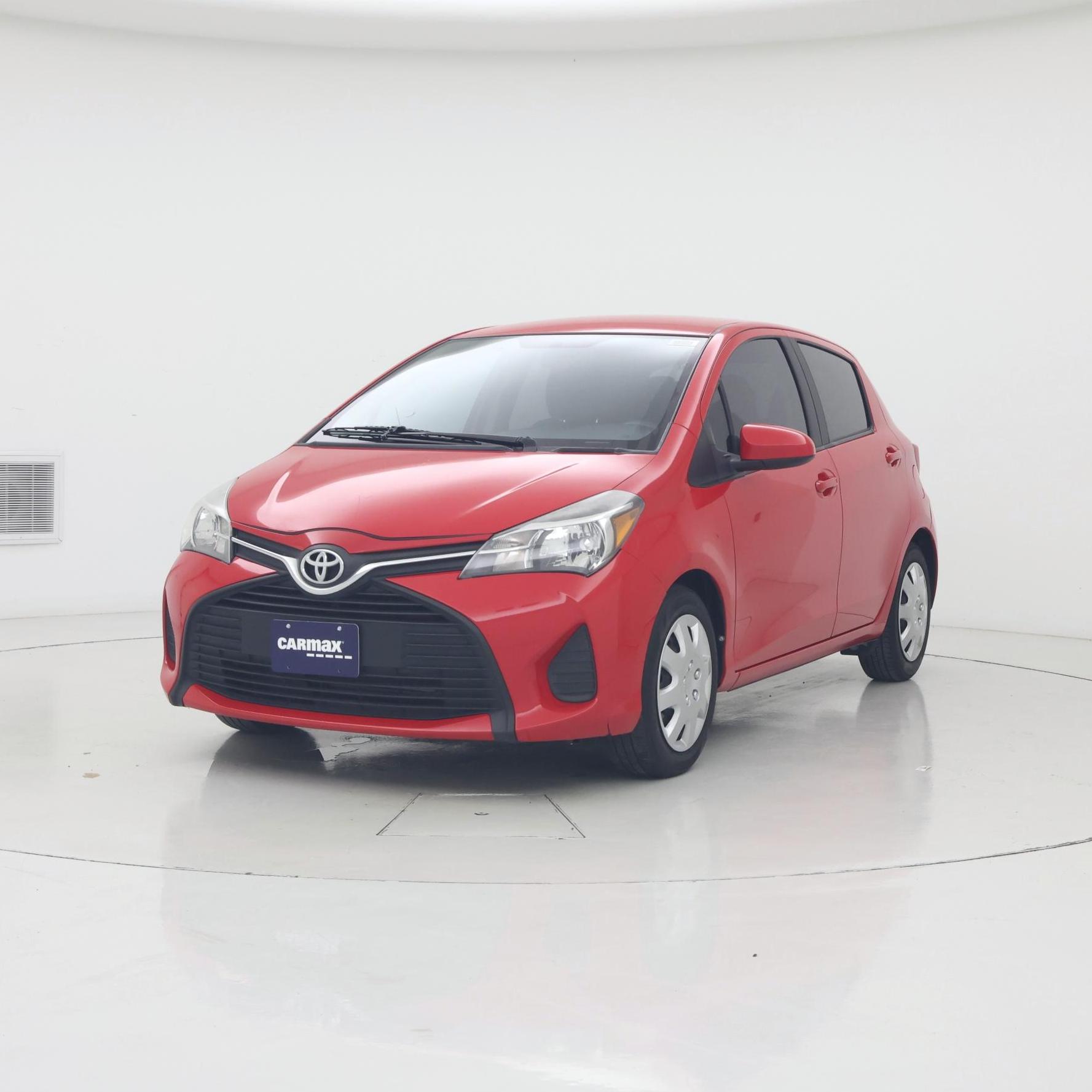 Thumbnail: 2015 Toyota Yaris - 4