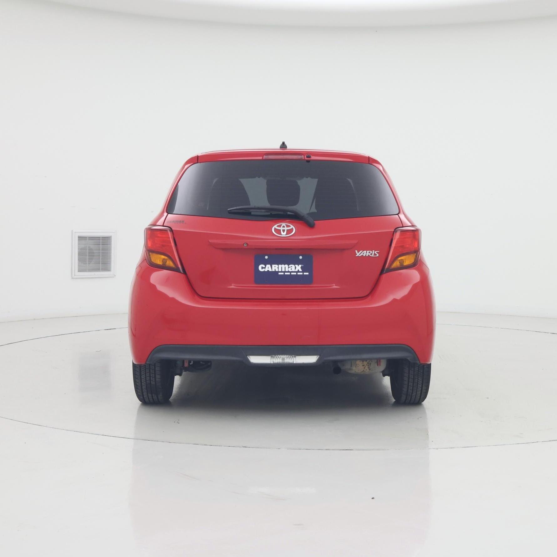 Thumbnail: 2015 Toyota Yaris - 6