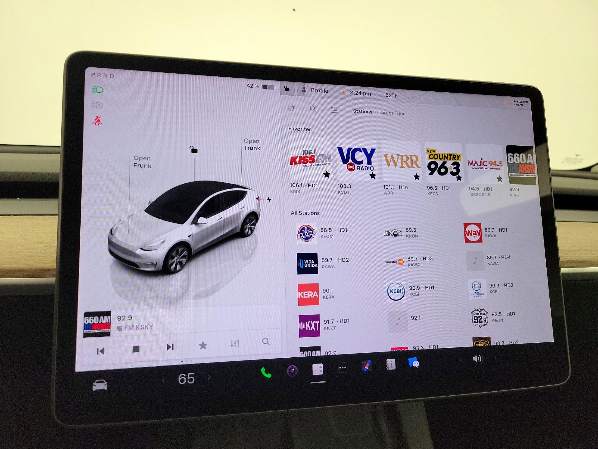 Thumbnail: 2023 Tesla Model Y - 14