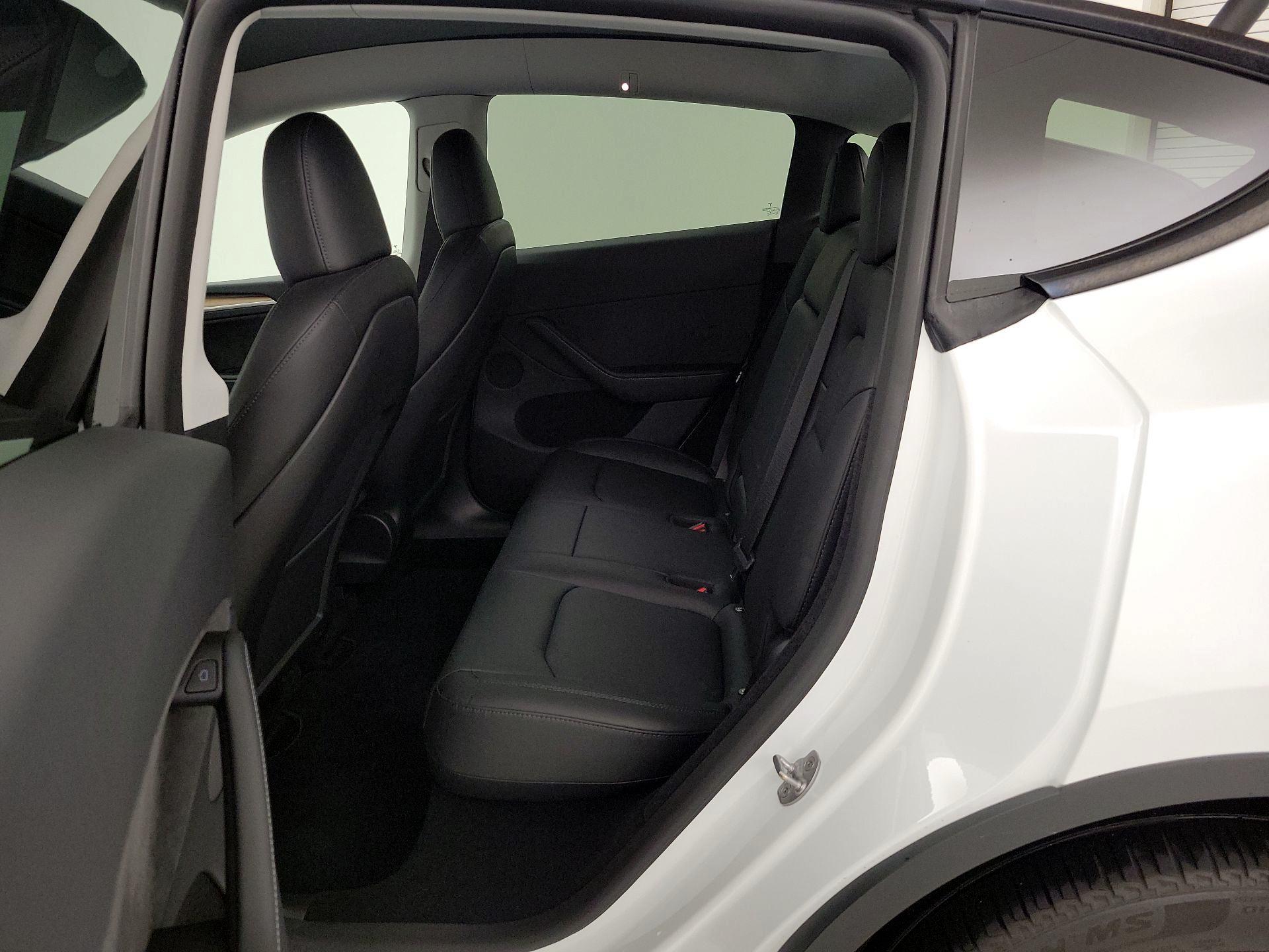 Thumbnail: 2023 Tesla Model Y - 18