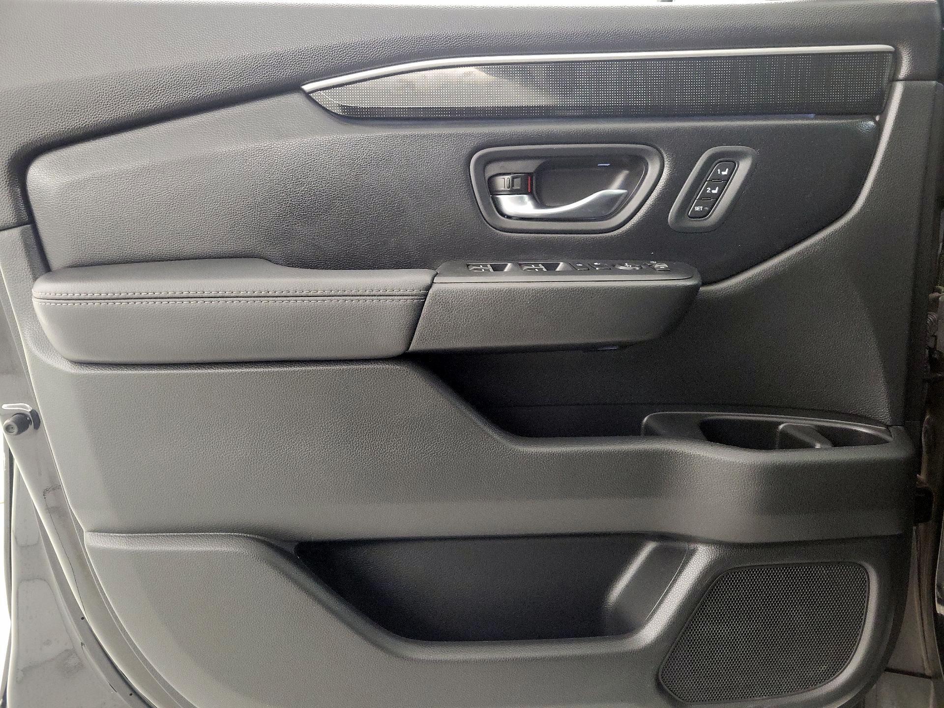 Thumbnail: 2025 Honda Pilot - 12