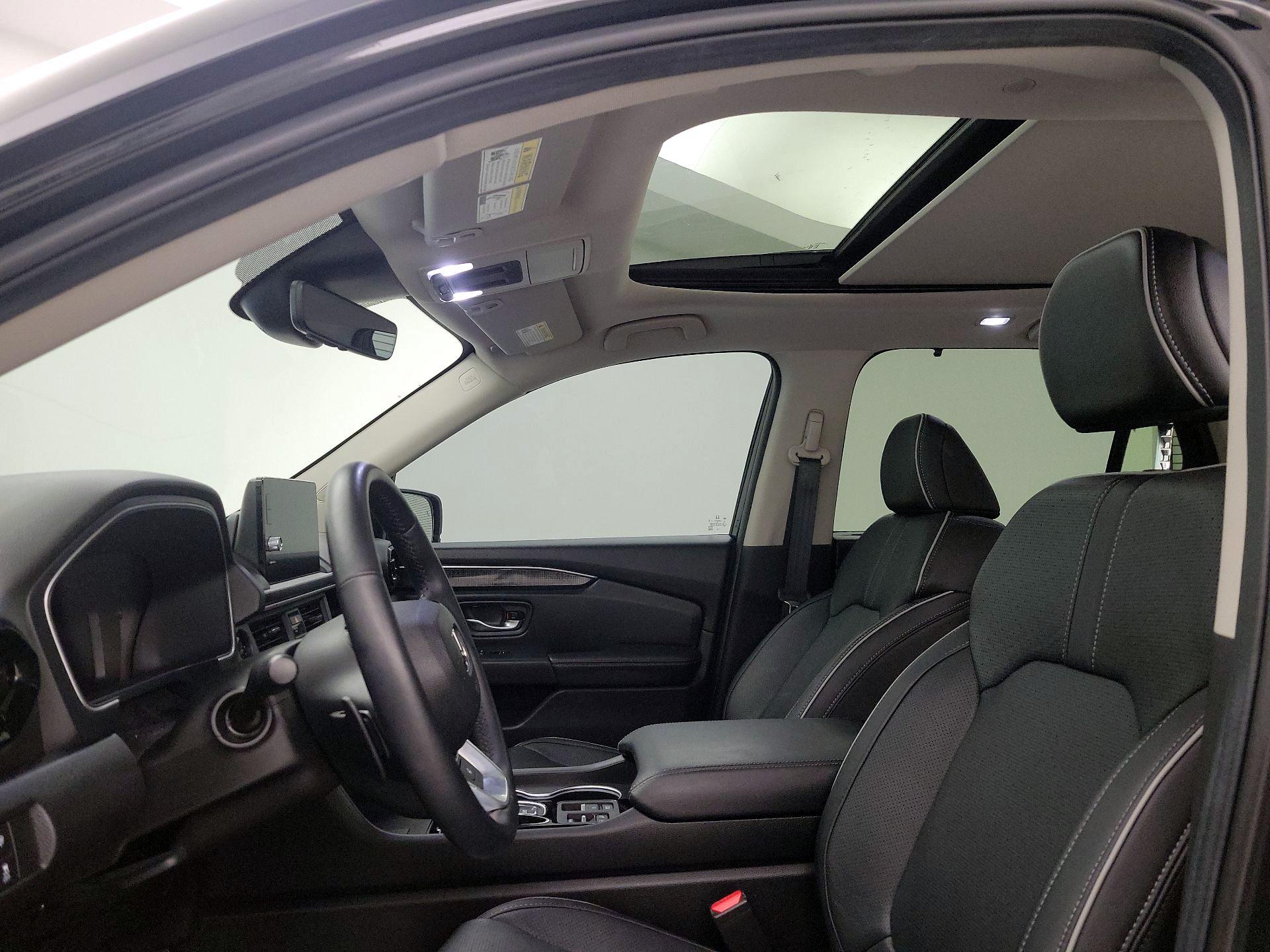 Thumbnail: 2025 Honda Pilot - 19