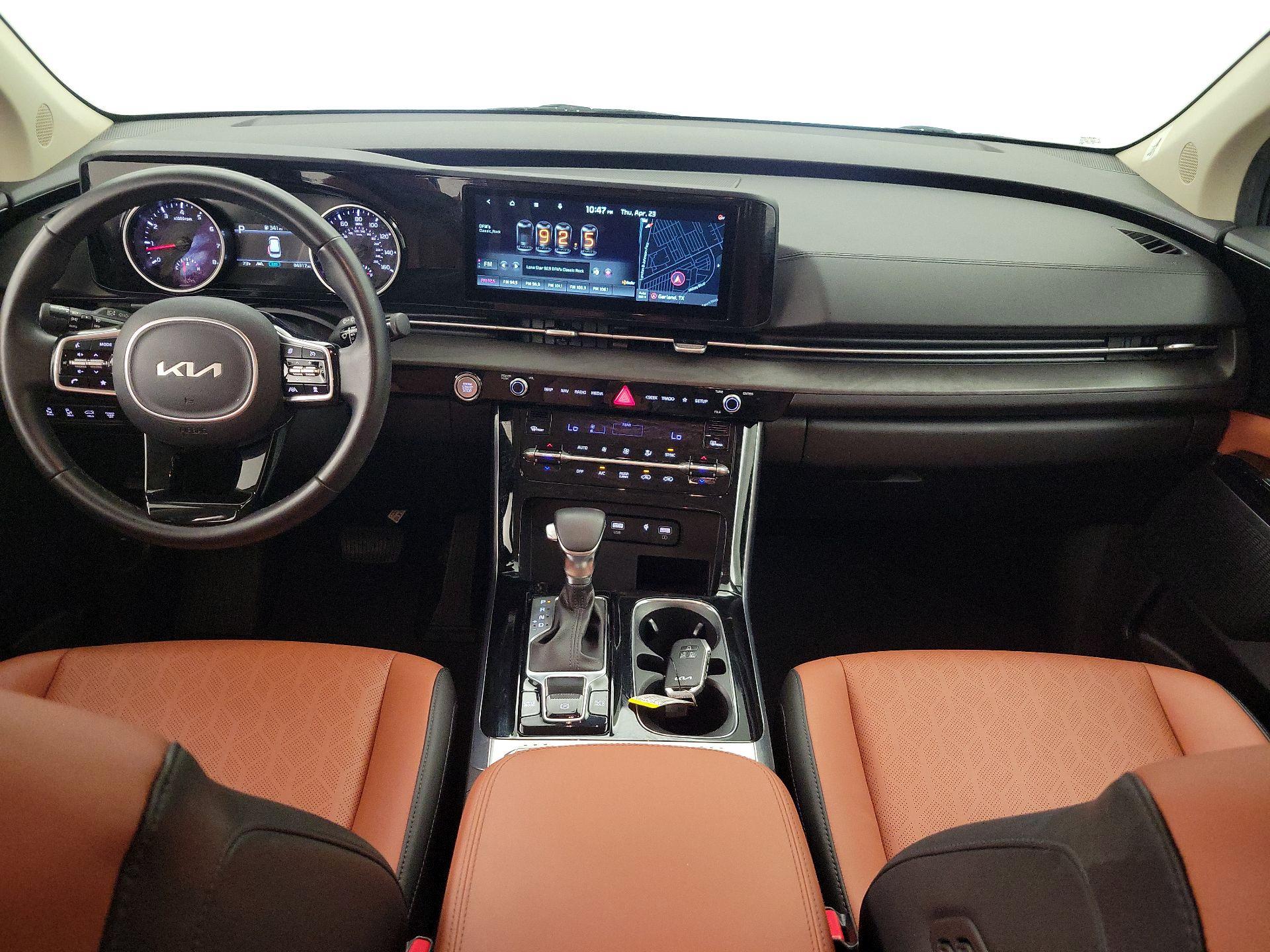 Thumbnail: 2022 Kia Carnival - 9