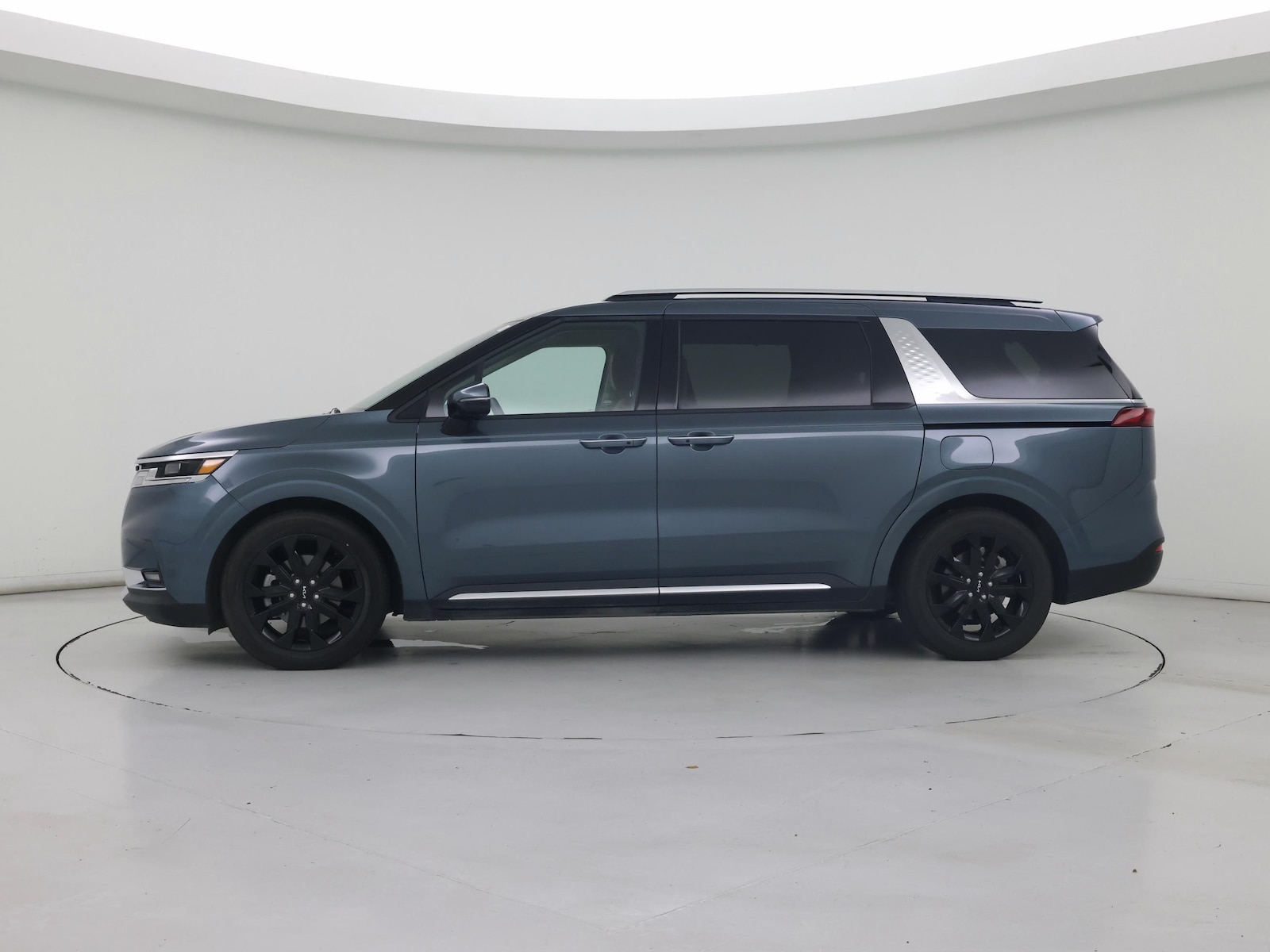 2022 Kia Carnival SX - Photo 4
