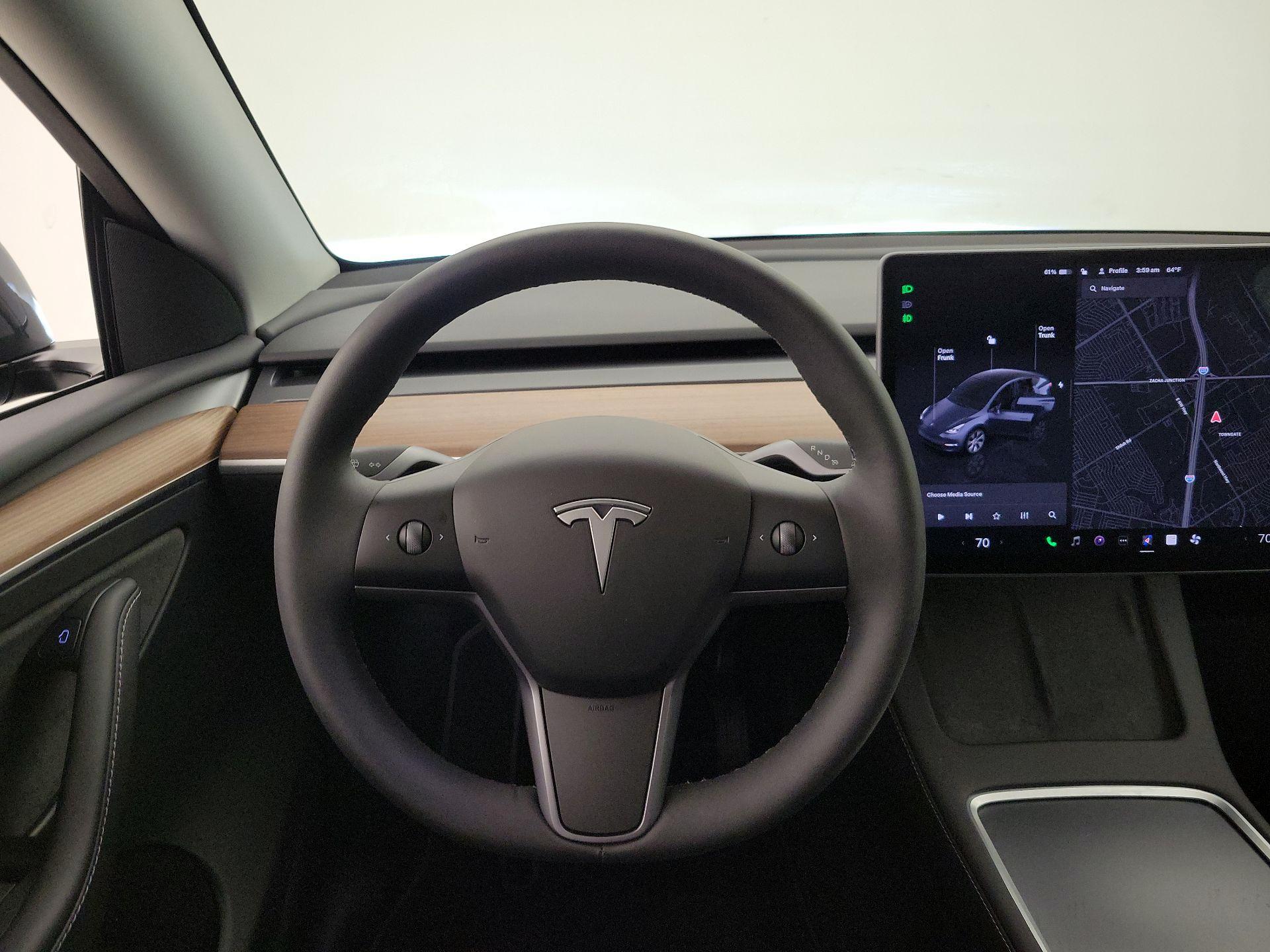Thumbnail: 2023 Tesla Model Y - 10