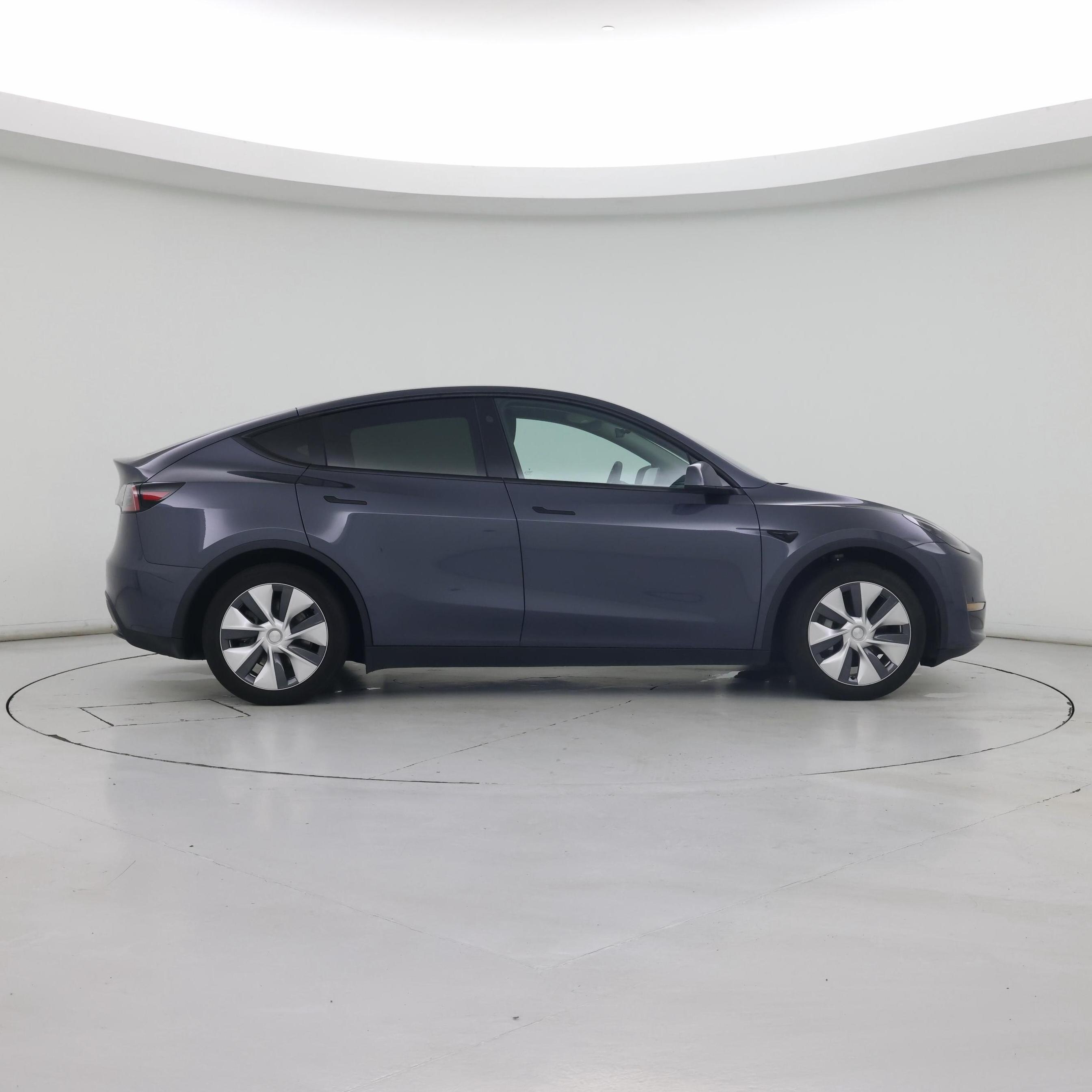 Thumbnail: 2023 Tesla Model Y - 7