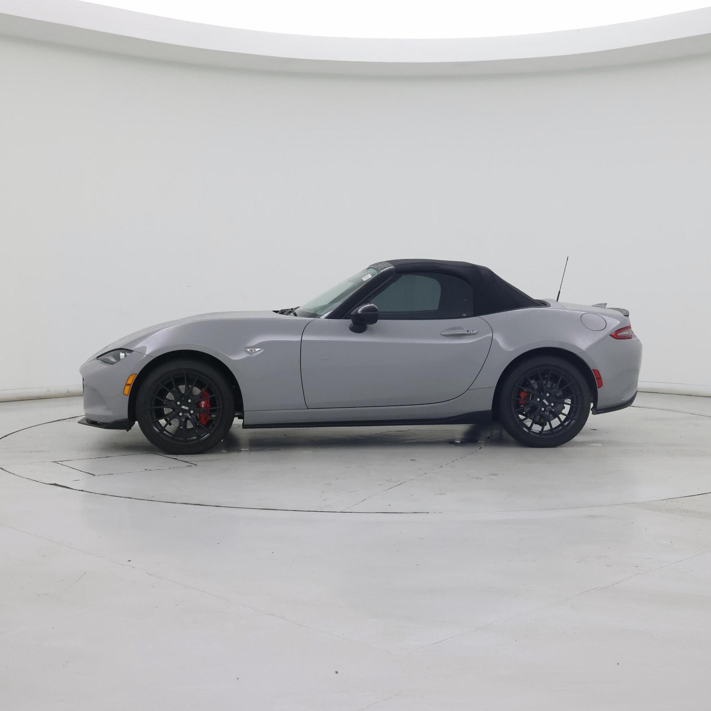 Thumbnail: 2024 Mazda MX-5 Miata - 3