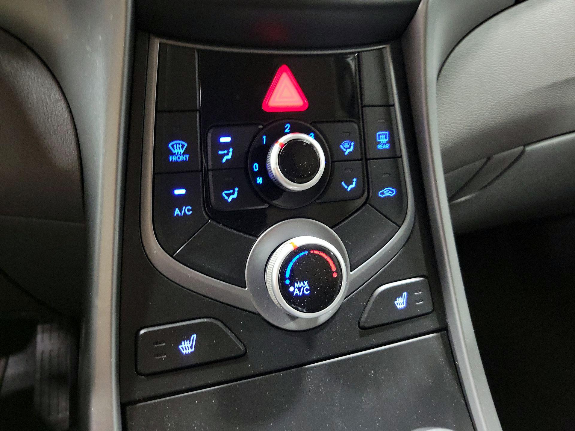 Thumbnail: 2014 Hyundai Elantra - 16