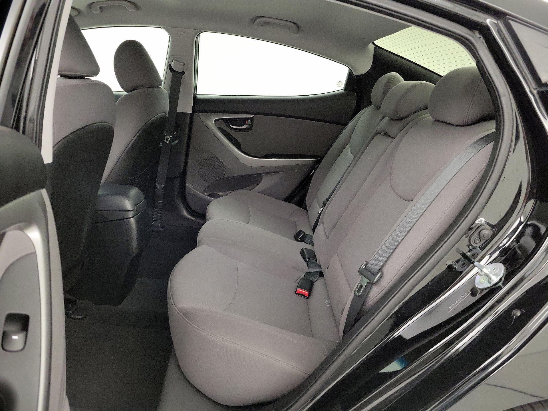 Thumbnail: 2014 Hyundai Elantra - 18