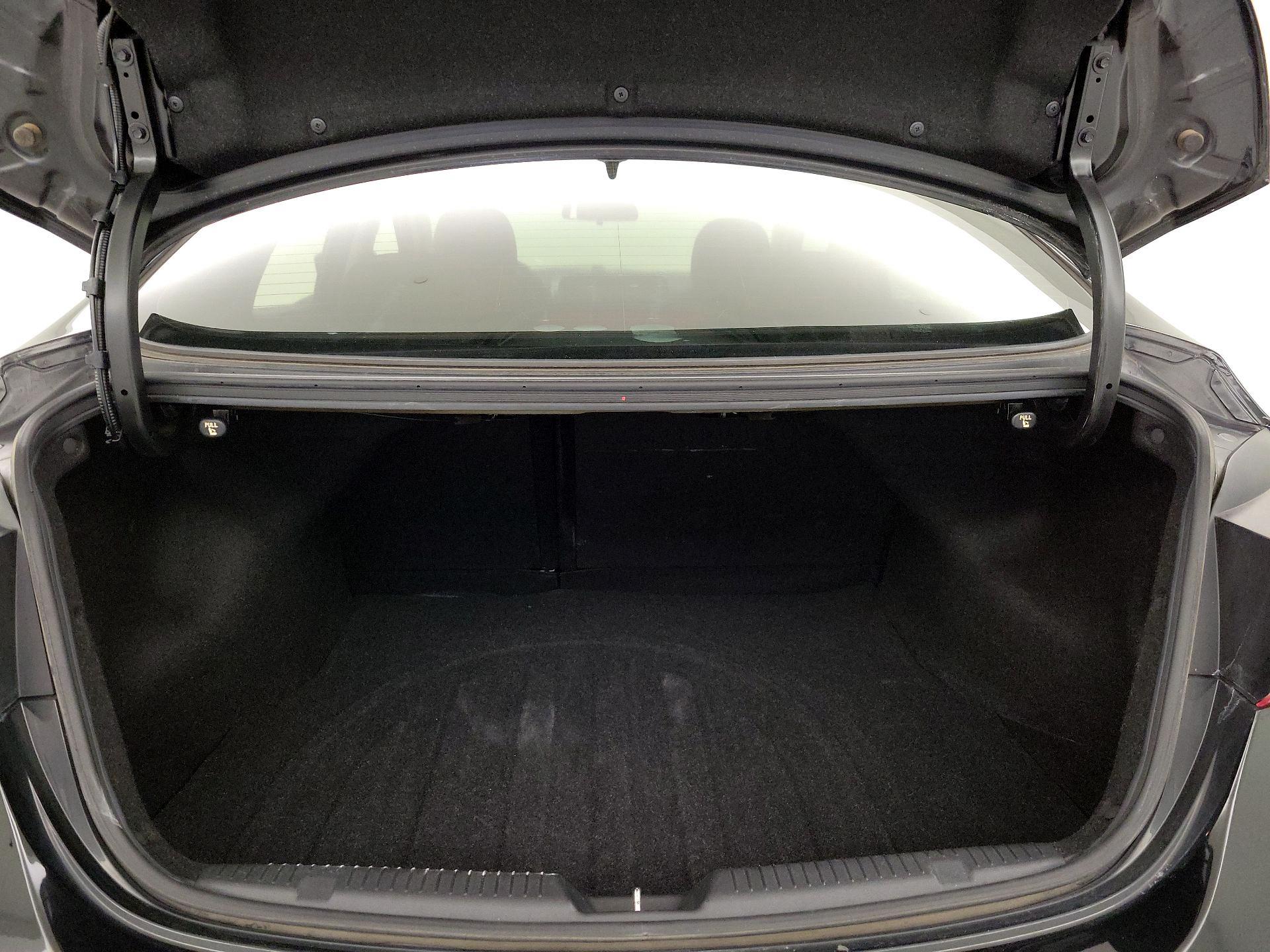 Thumbnail: 2014 Hyundai Elantra - 19